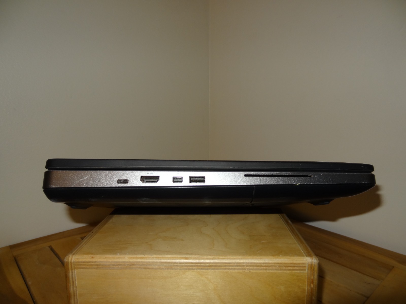 Dell Precision 7710 Laptop Computer -17.3″Screen -Windows 10 -Intel i7 -16GB RAM