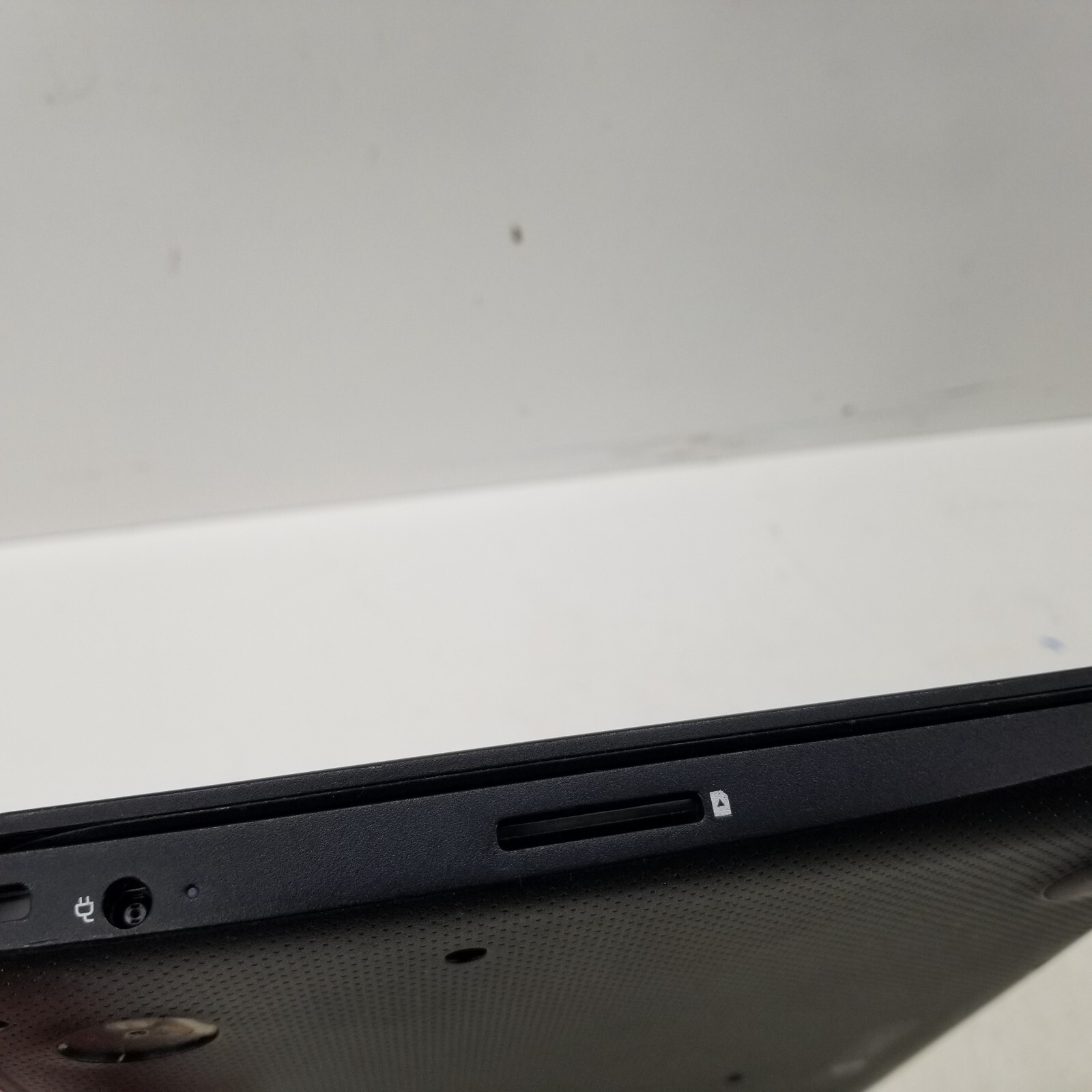 HP Chromebook 11 G4 TPN-Q151 11.6″ (Celeron N2840 2.16GHz, 16GB SSD, 4GB RAM)