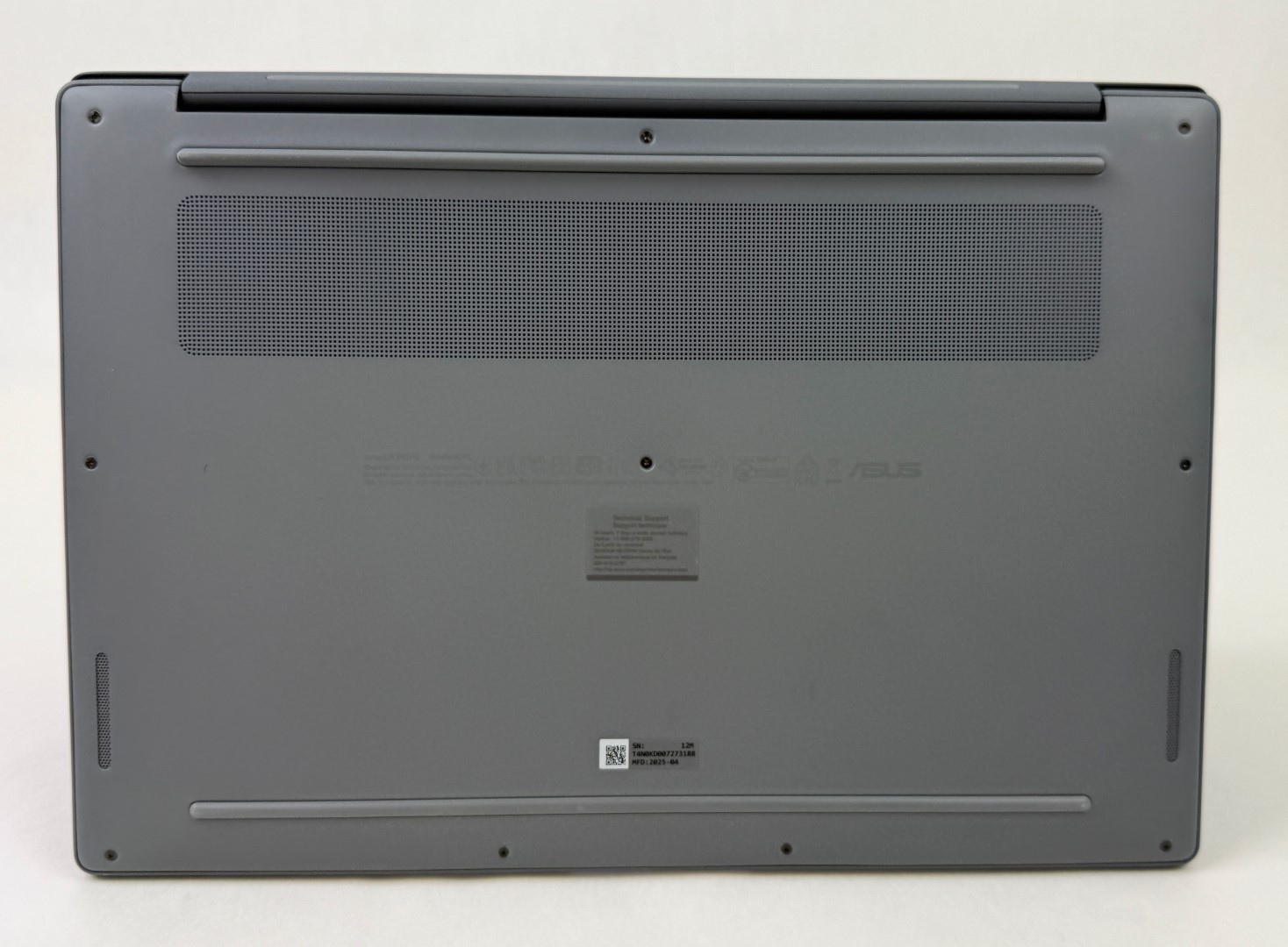 ASUS Zenbook A14 14″ 2K OLED Snapdragon X 16GB 512GB SSD W11H