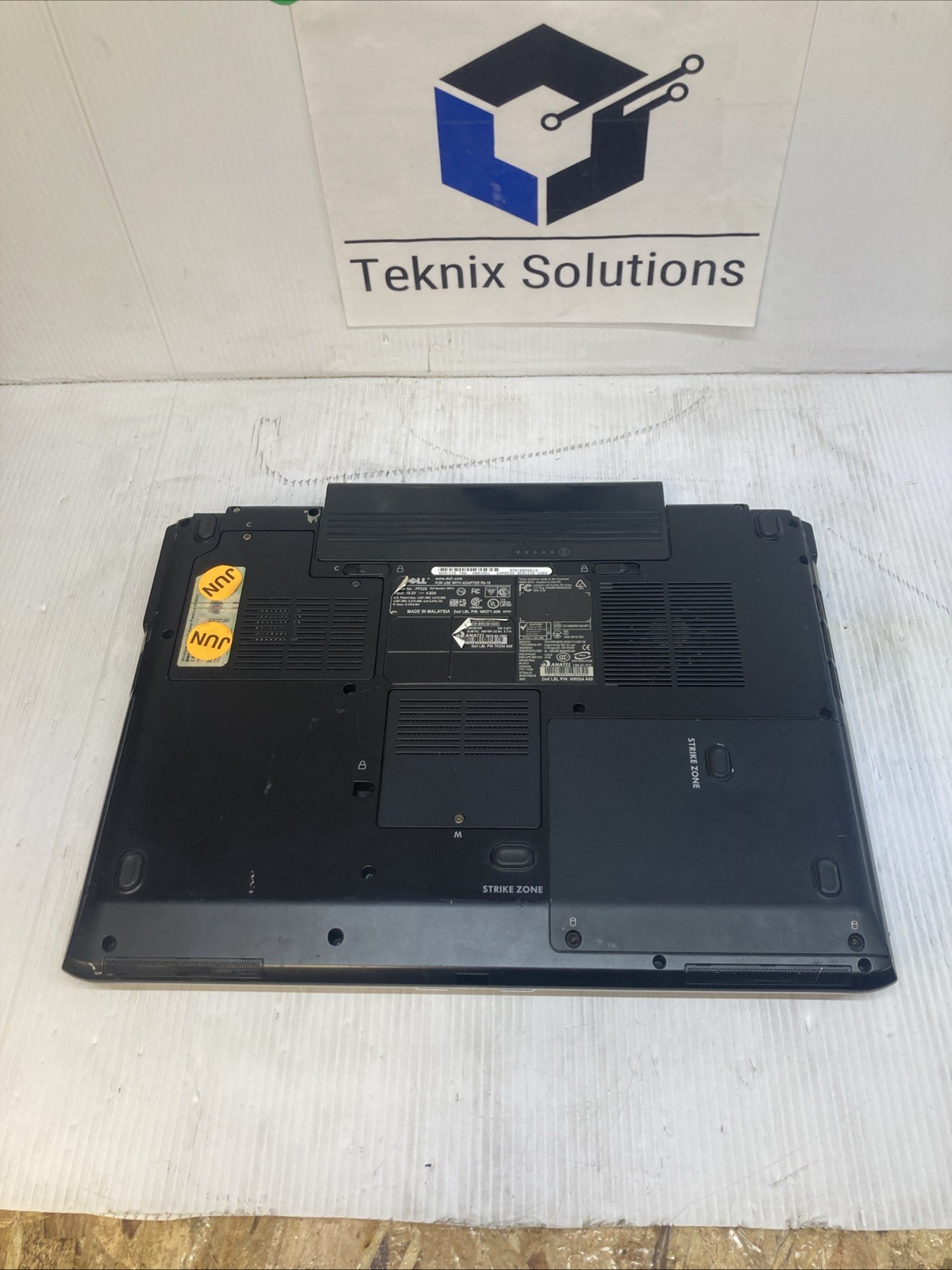 Dell Inspiron 1721 AMD Dual-Core 1.8GHz 2 GB NO HDD Boot to BIOS