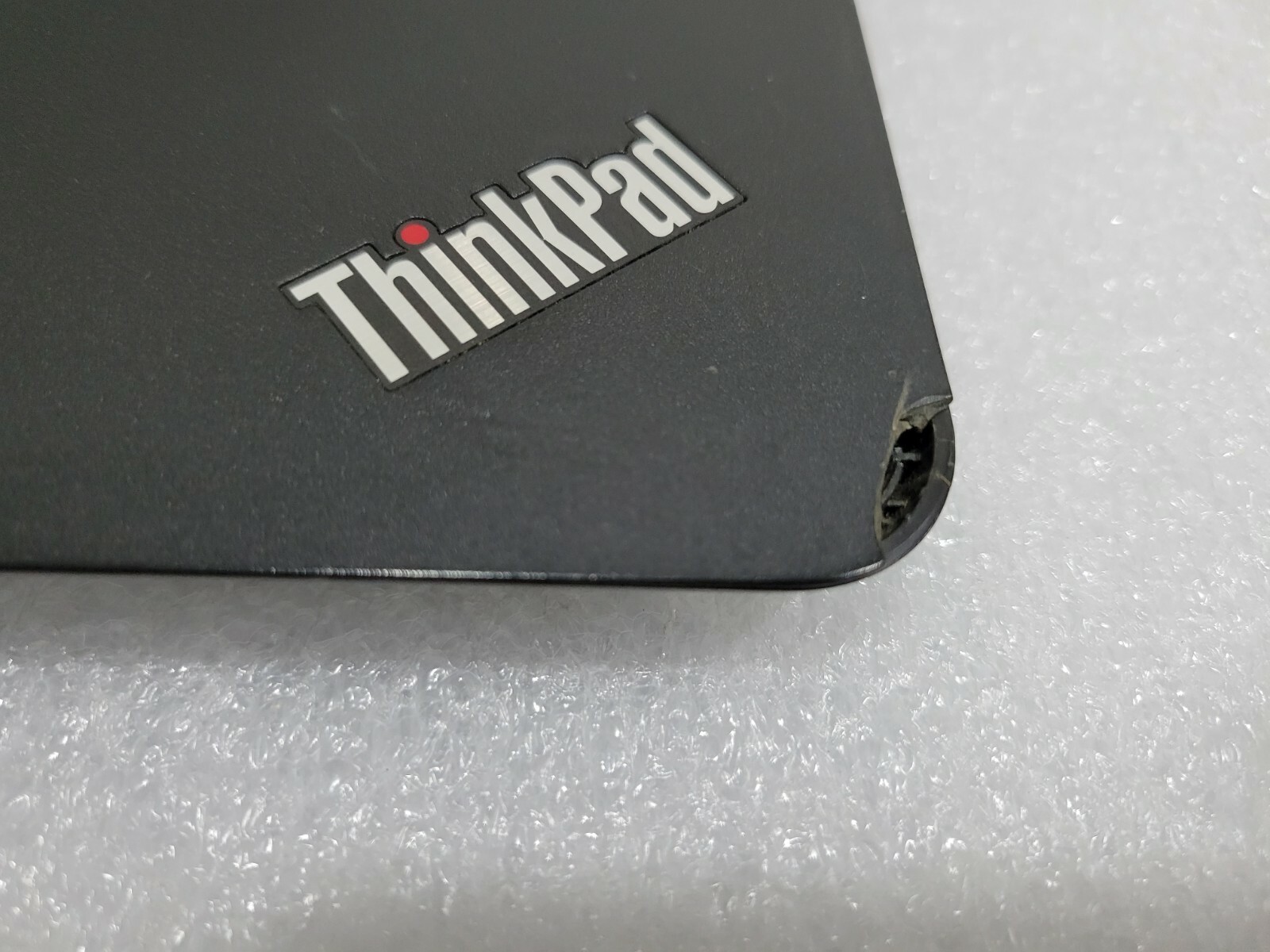 Thinkpad E555 15.6″ AMD A10-7300 1.9GHz 4GB 500GB DVDRW WC Win10 Pro – Read