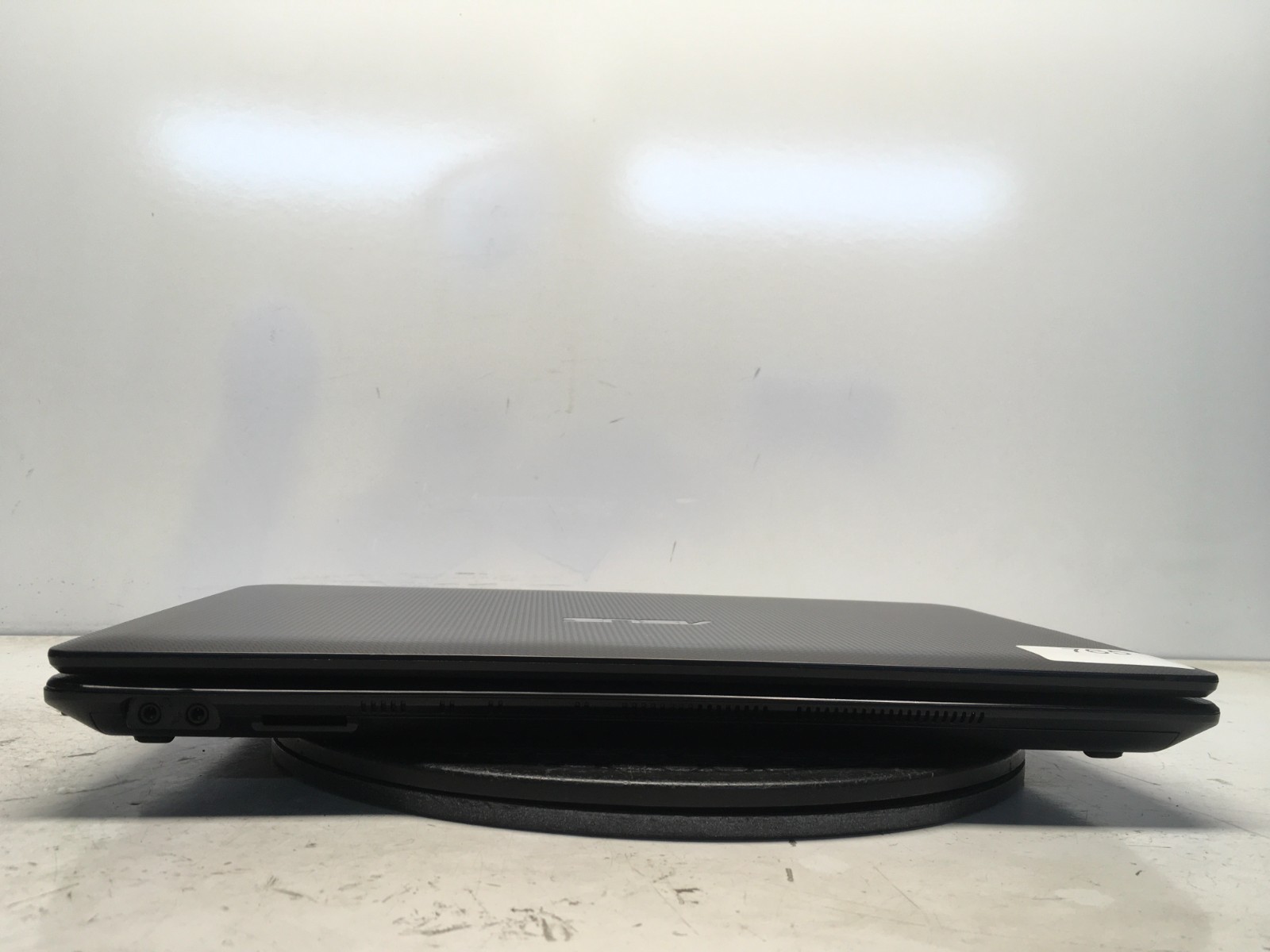Asus X54C-MS91 Intel Pentium B960 2.2GHz 4 GB NO HDD