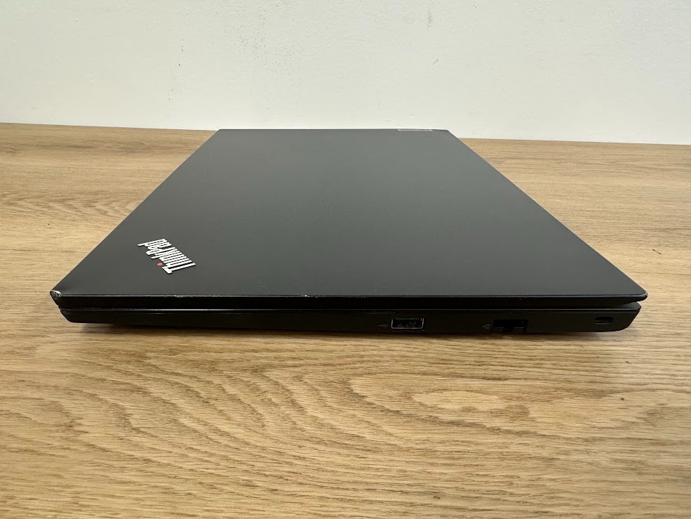 Lenovo ThinkPad E15 Gen 3 Ryzen 7 5700U 16GB DDR4 AMD Radeon Graphics, 512GB SSD