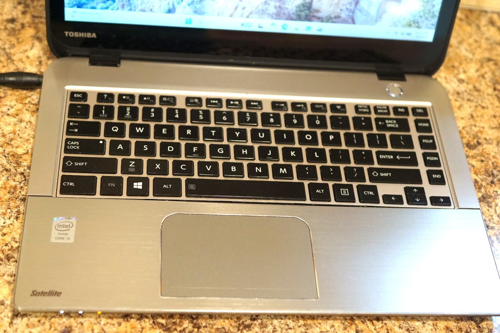 Active 25H2 WIN11 Home Touchscreen Toshiba E45t @2.30GHz,8GB RAM,750GB HDD