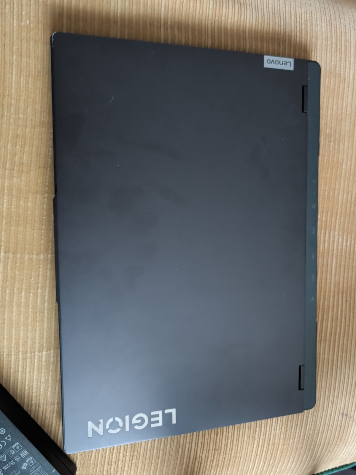 Legion Pro 7 13th Gen I9-13900HX GeForce RTX 4090 32GB RAM 1Tb SSD