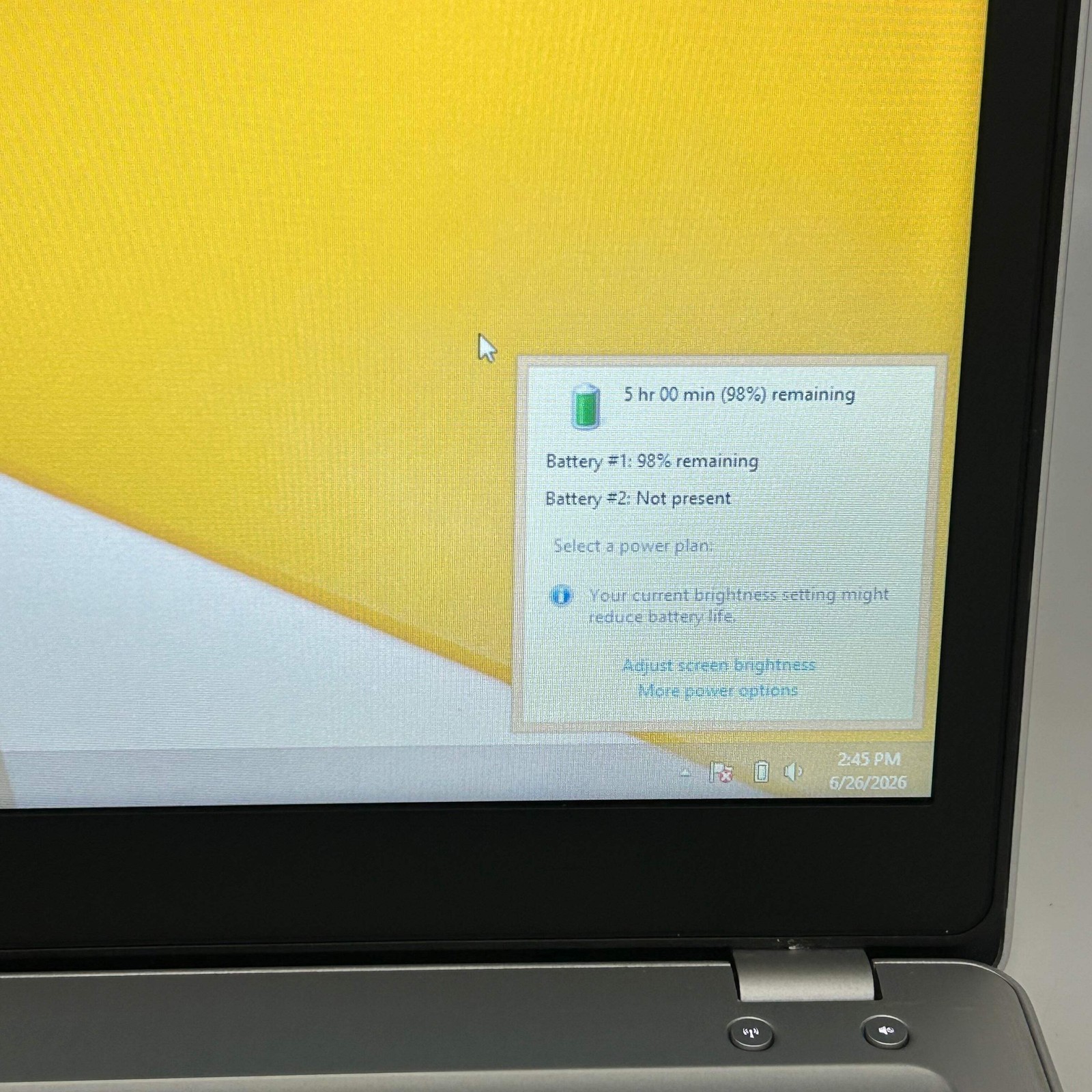 HP EliteBook Folio 9480m 14″ |Core i7 2.1GHz |8GB RAM |256GB| Silver w/ Charger