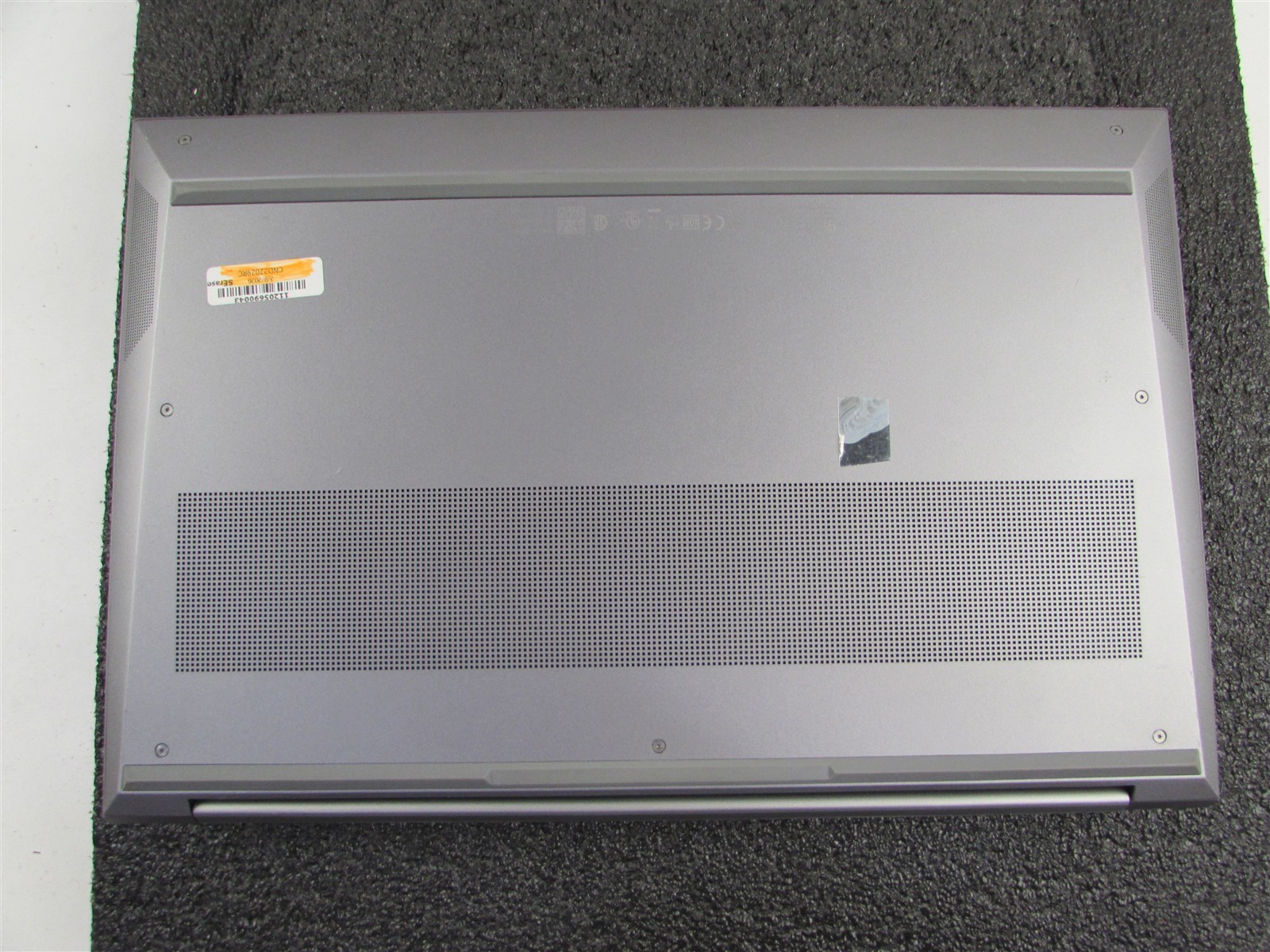 HP ZBOOK STUDIO (G8) 1920X1080 FHD I9-11950H 1TB SSD 32GB RAM RTX A3000 NO O.S