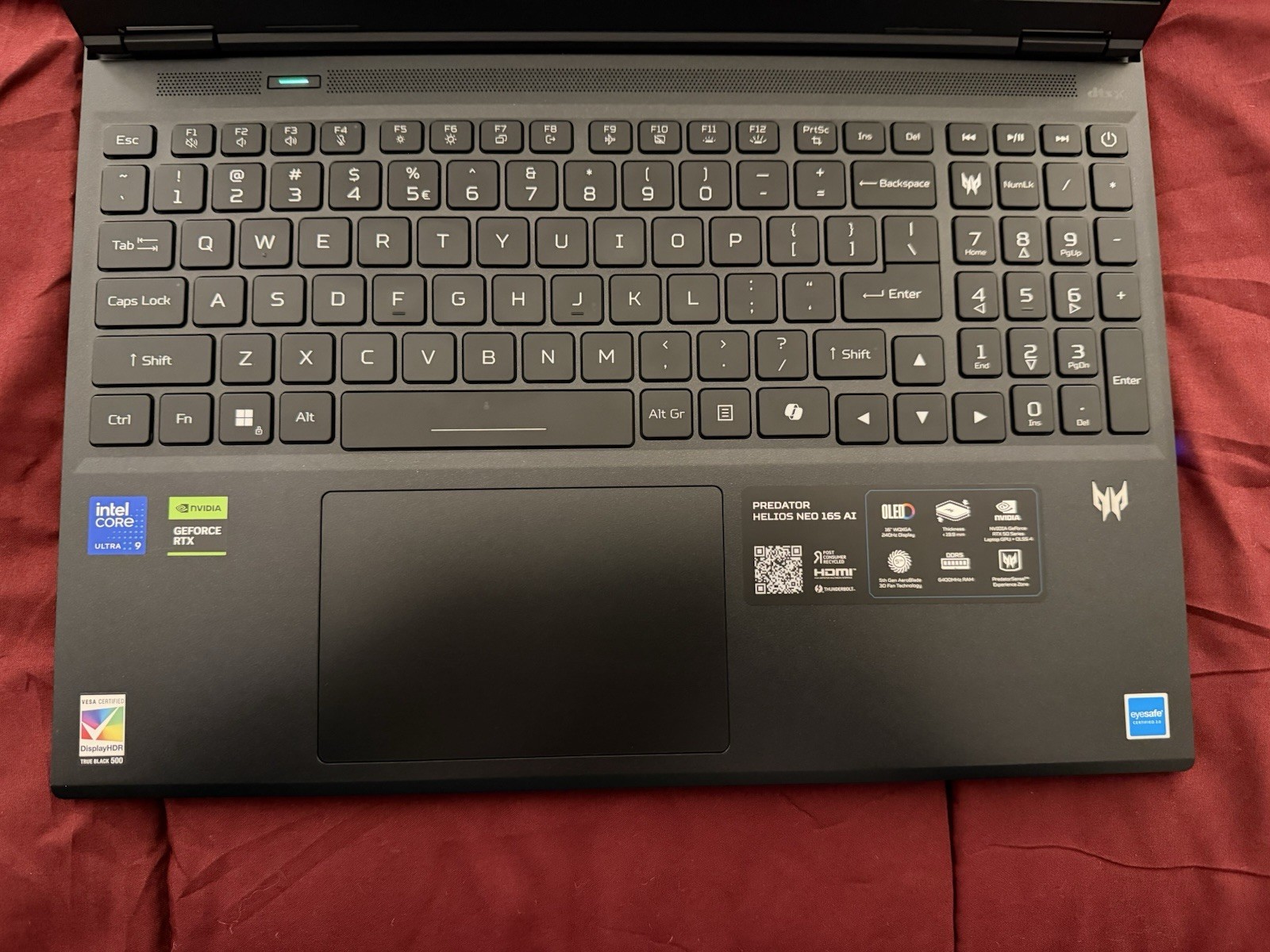 Acer Predator Helios Neo 16S AI 16″