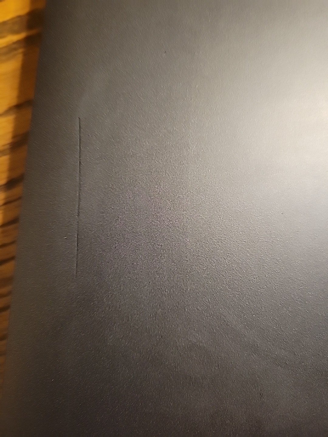 Dell Precision 3541, Broken Screen 256GB NVME, 8GB Ram, Core i7 9th Gen. No OS