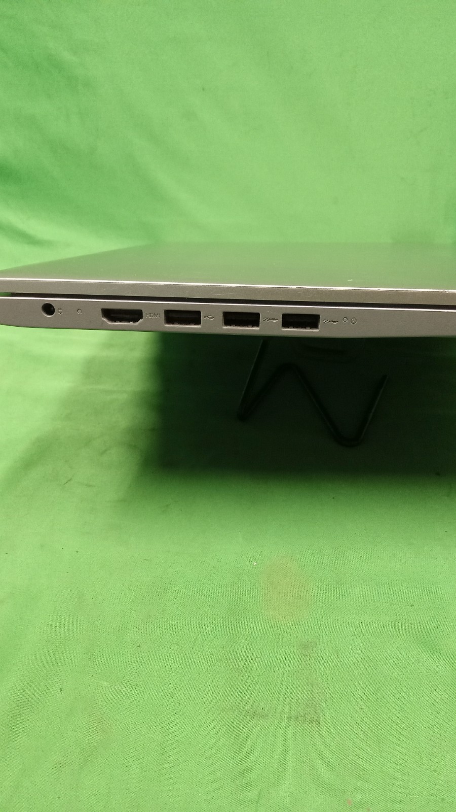 Lenovo IdeaPad 3 17.3″ Laptop AMD Ryzen 7 3700U 12GB RAM 1TB HDD Win10