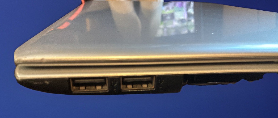 Acer Aspire V5-551-8401 15.6″ AMD A8 CPU Processor HDMI VGA Windows 8 WORKS!