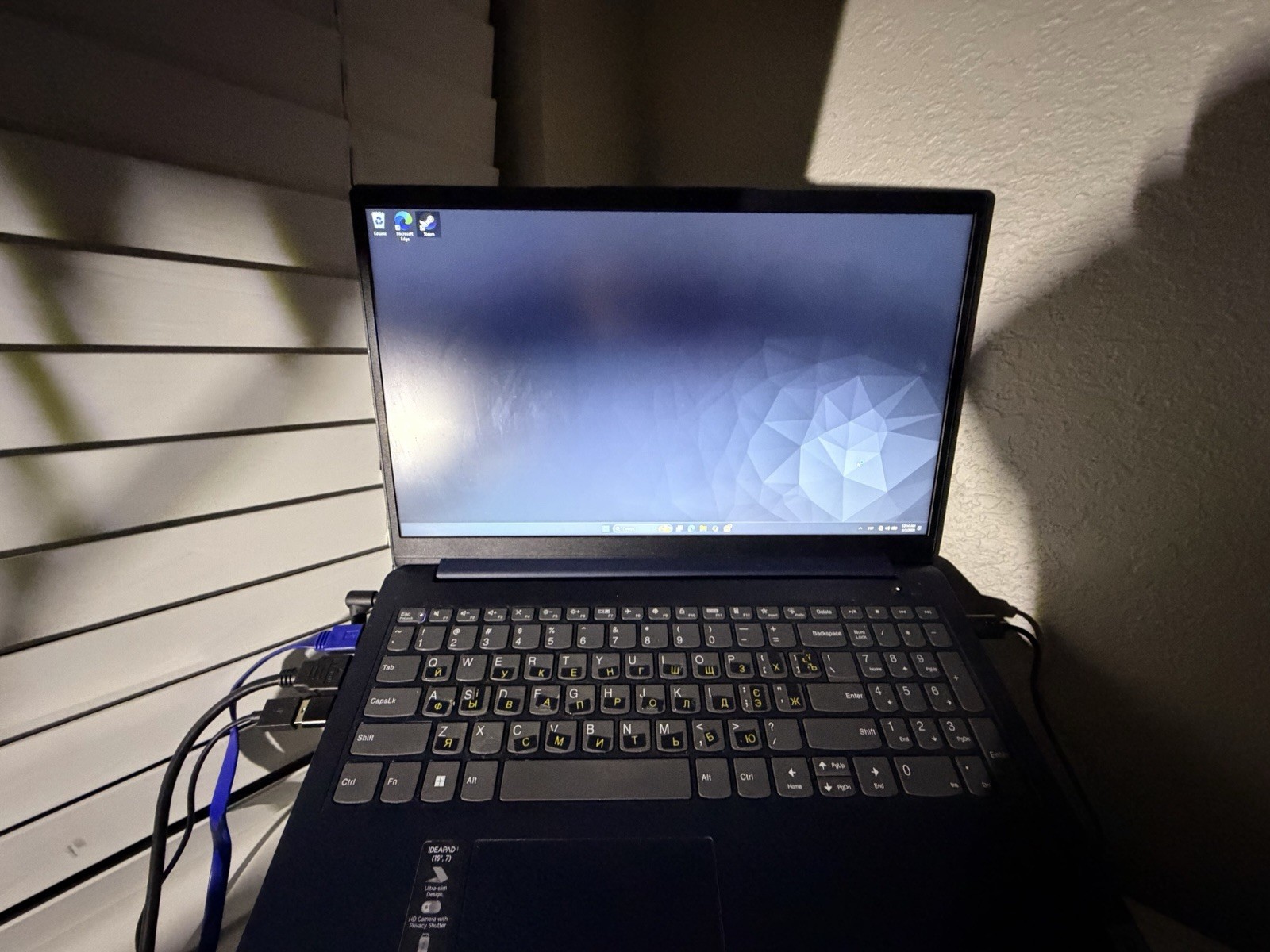 Lenovo IdeaPad 1 15″ AMD Ryzen 5 7000 Series Laptop Windows 11 Blue Radeon