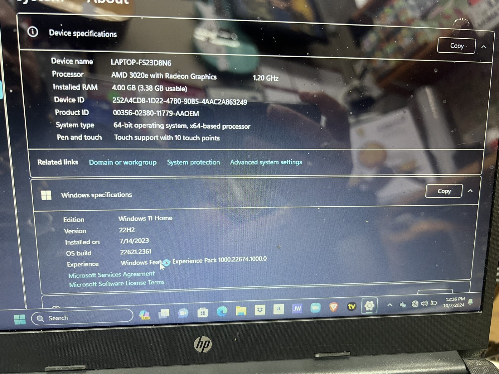 HP 14-fq0050nr 14″ (64GB, AMD 3020E, 2.60 GHz, 4GB) Laptop Touchscreen – Black