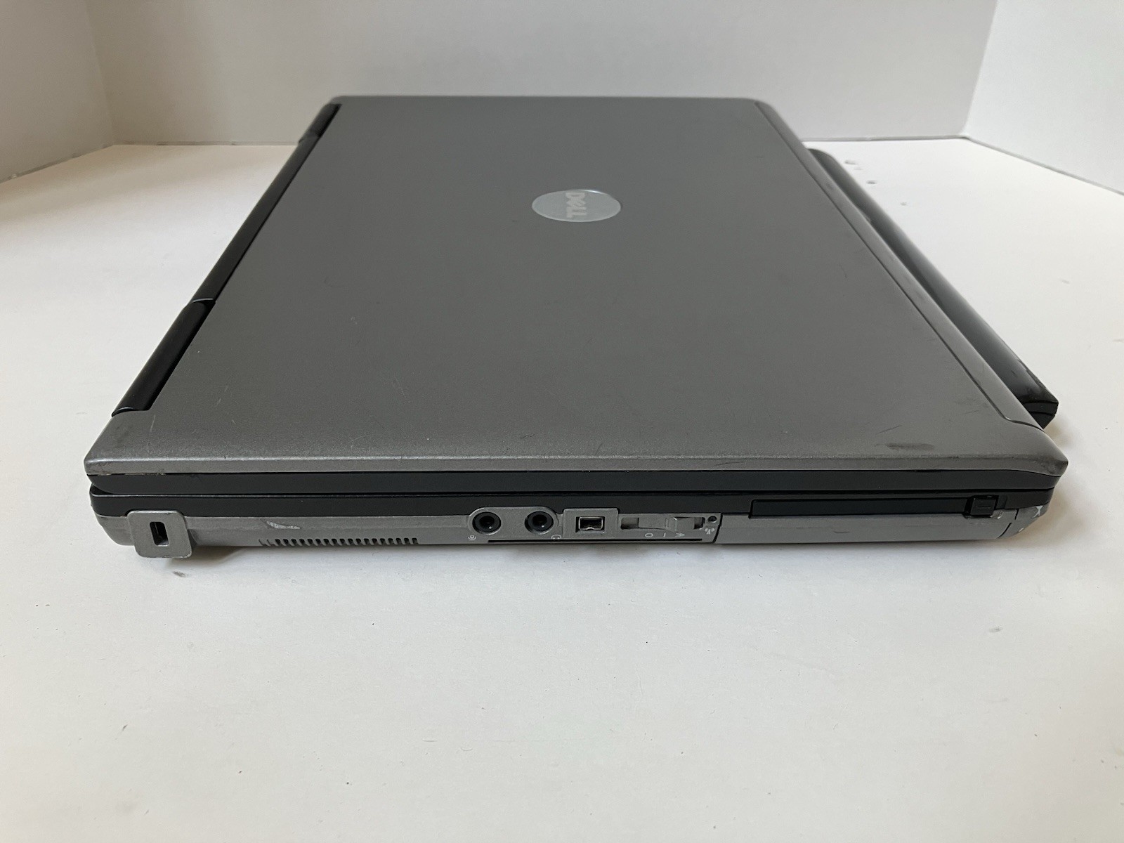 Dell Latitude D630: XP Pro, T7500, 120 GB HDD, 3 GB RAM, WXGA, Revised GPU!