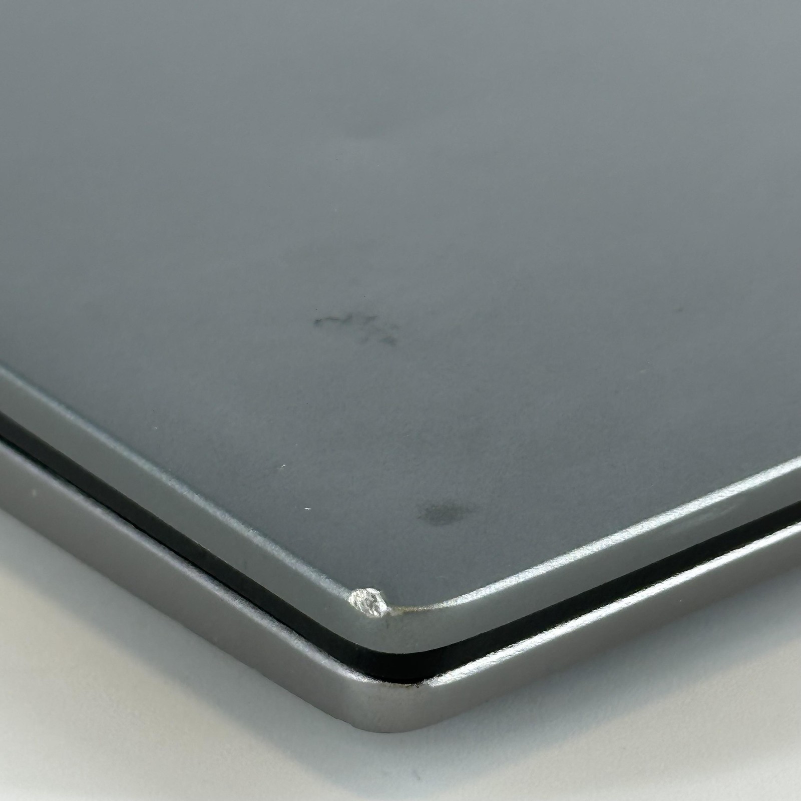 Dell Latitude 7450 14 QHD+ TOUCH 3.8 GHz Ultra 7 165H 32GB 256GB SSD BENT FRAME