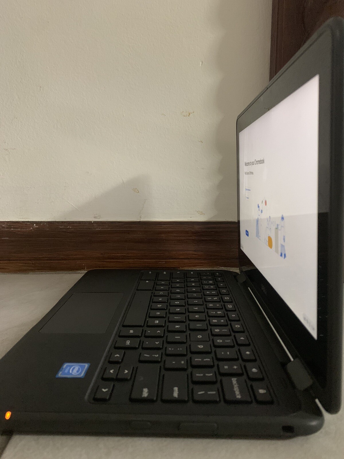 dell chromebook 11 3189 (With Charger)