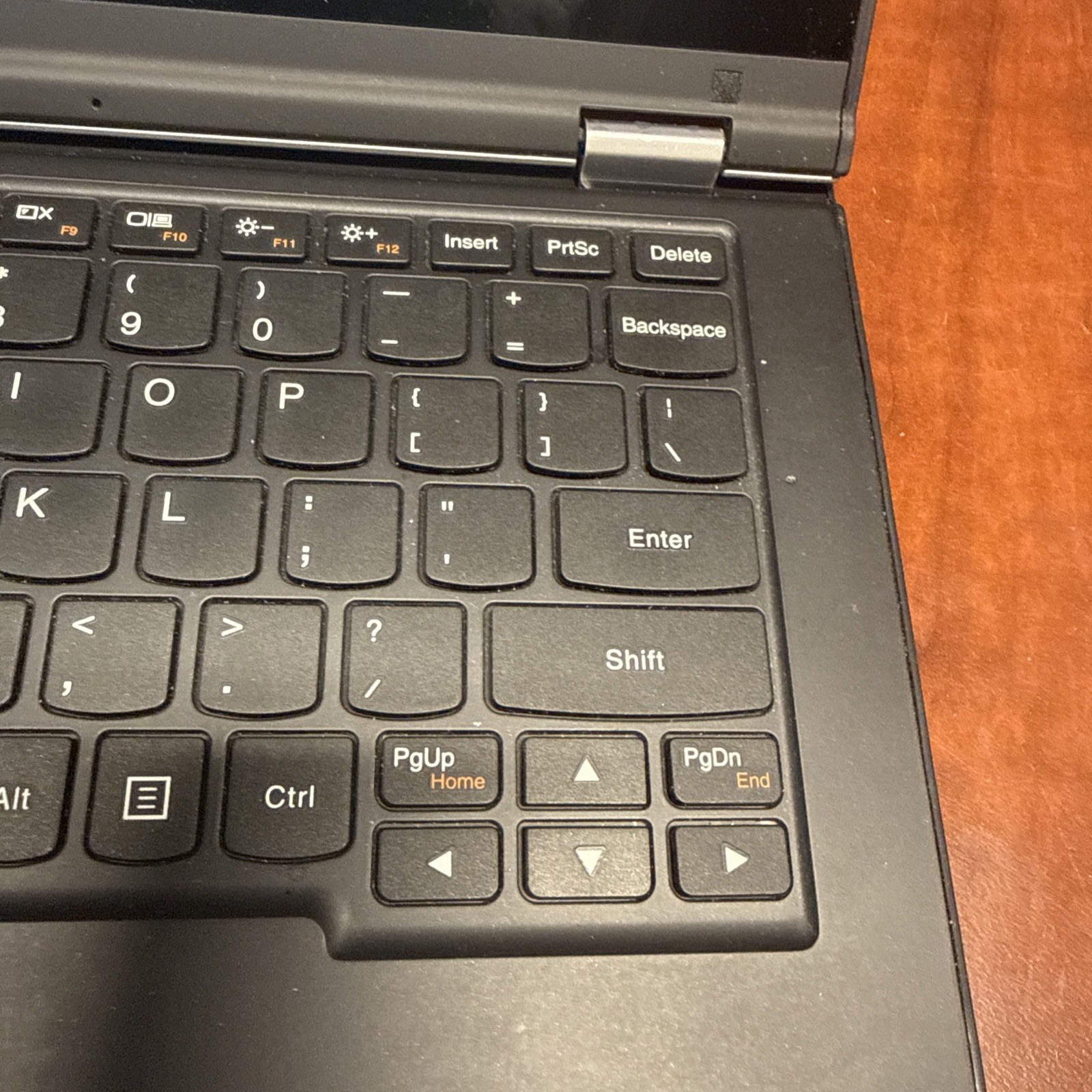 Used Lenovo Yoga 2 11 2-in-1 Convertible Laptop / Tablet 360° hinge Touchscreen