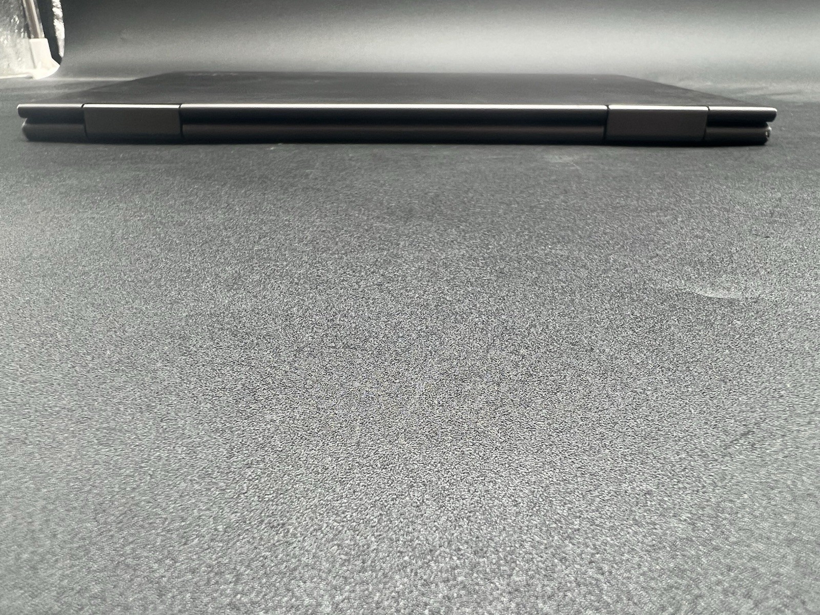 *READ* Lenovo ThinkPad X1 Yoga Gen 4 | 1.60GHz i5-8365U | 16GB LPDDR3 | NO OS