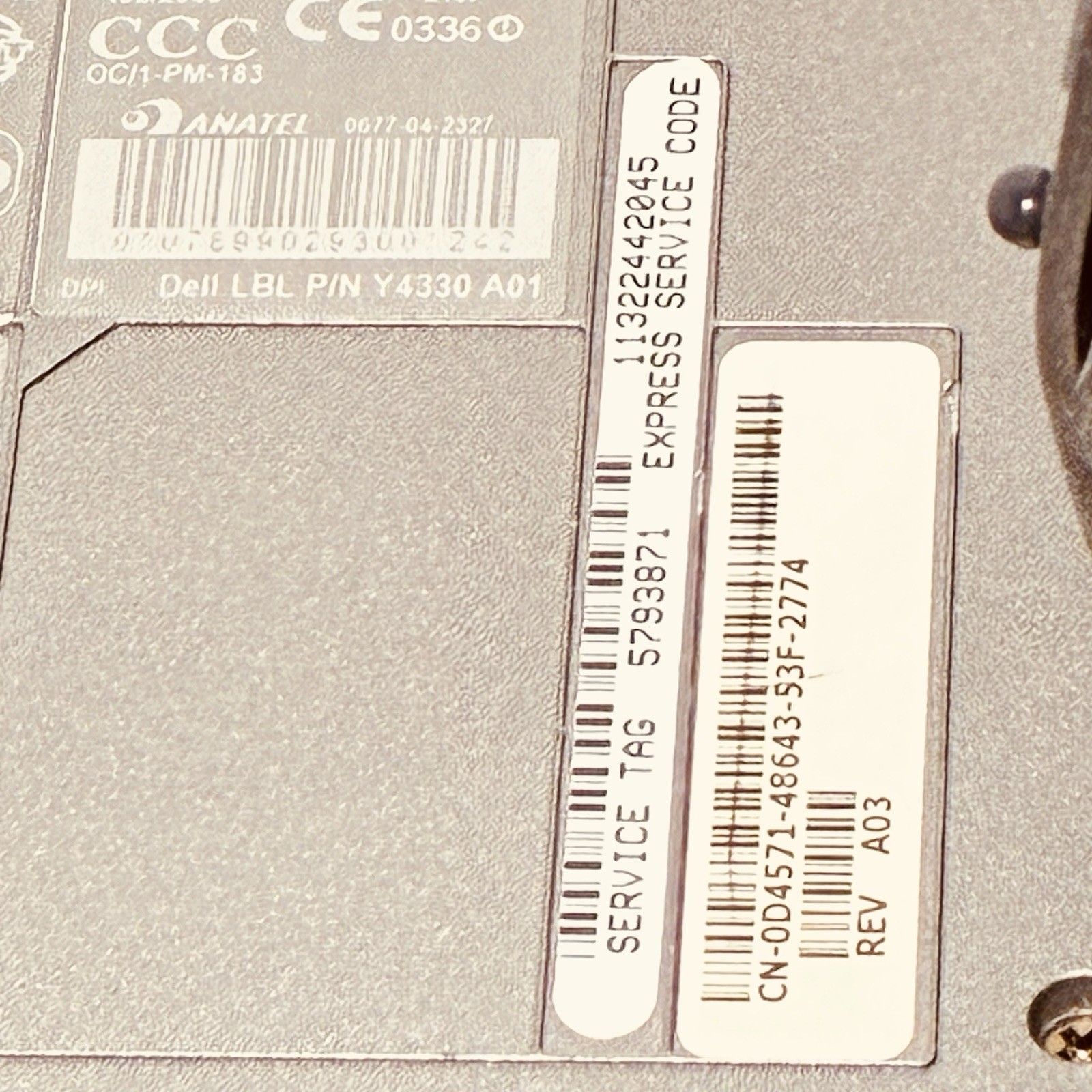 Vintage 14” Dell D610 Win2000 Pro 1GB 40GB DVD-RW 1400p Good Batt OEM AC Grade A