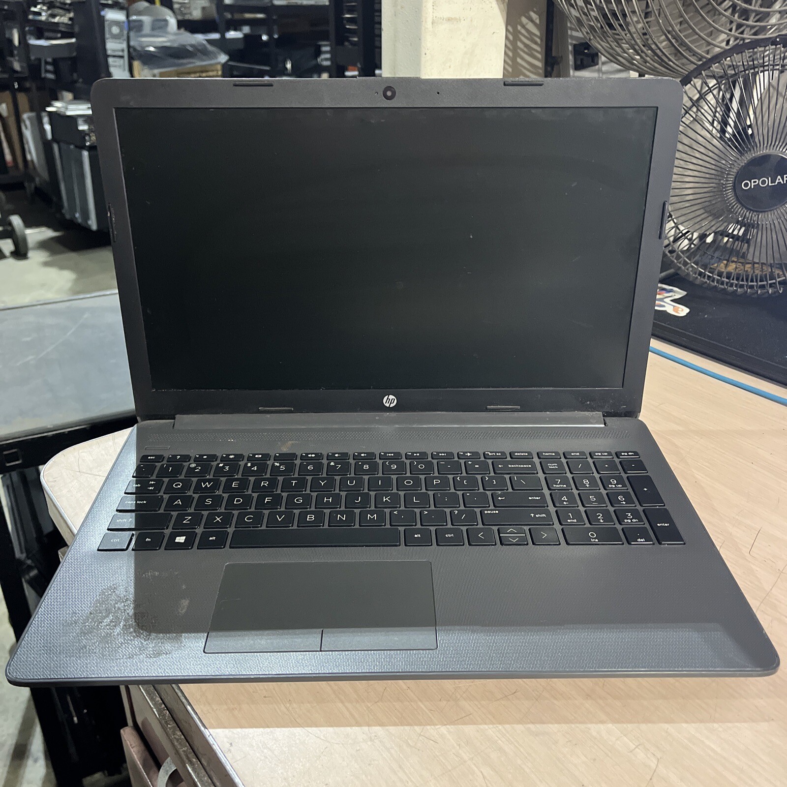 HP 255 G7 NOTEBOOK AMD A6-9225 RADEON 8GB RAM NO HD ;