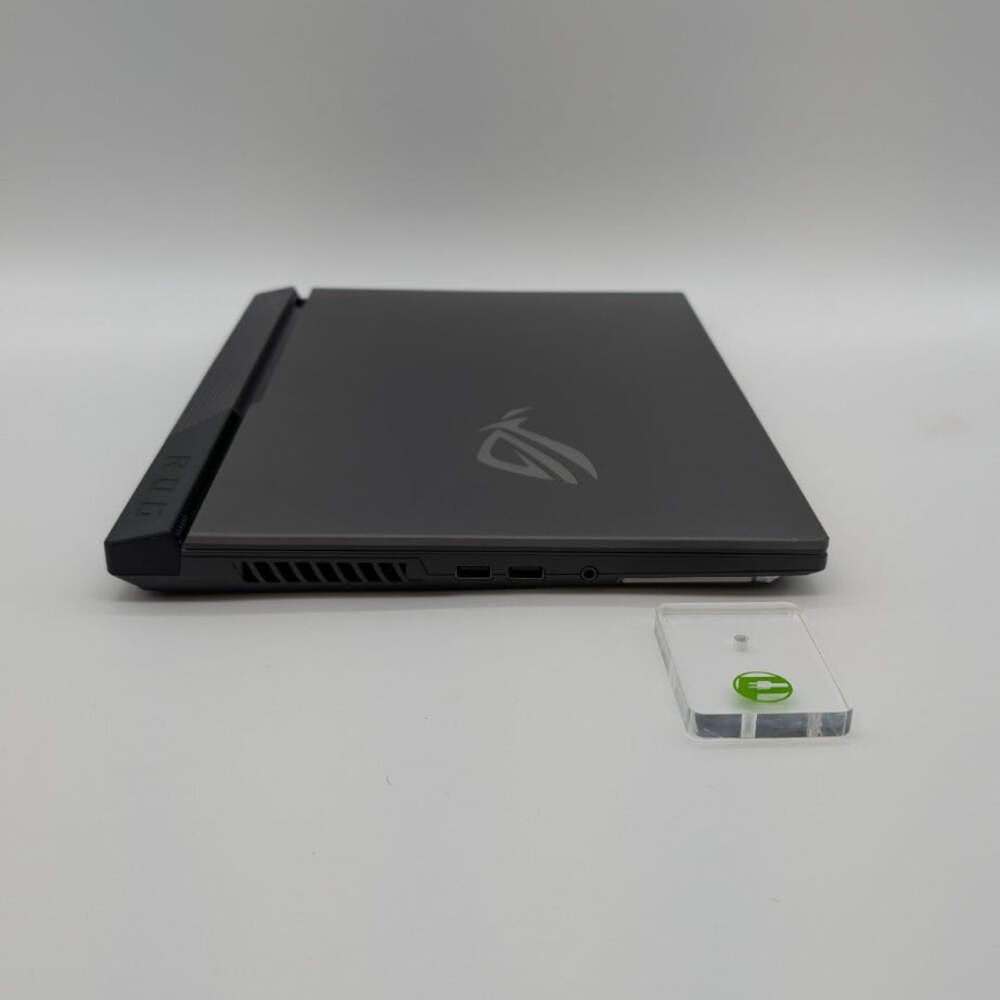 Asus ROG Strix G15 G513IE Ryzen 7 4800H 2.90GHZ 16GB RAM GeForce RTX 3050 Ti