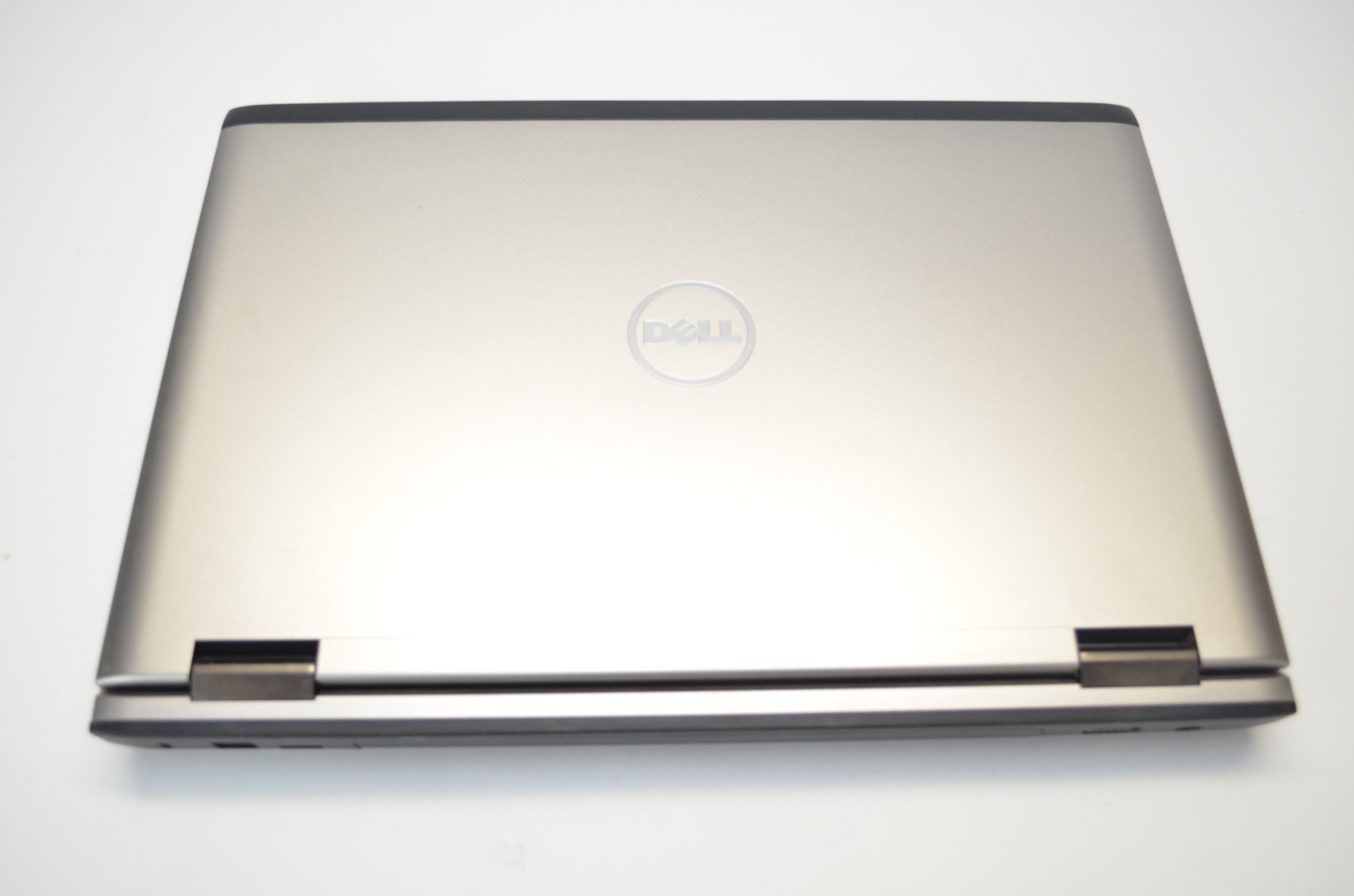 Dell Vostro 3550 14″ Laptop intel i3-2350M 2.3GHz 4GB Ram NO HDD/OS
