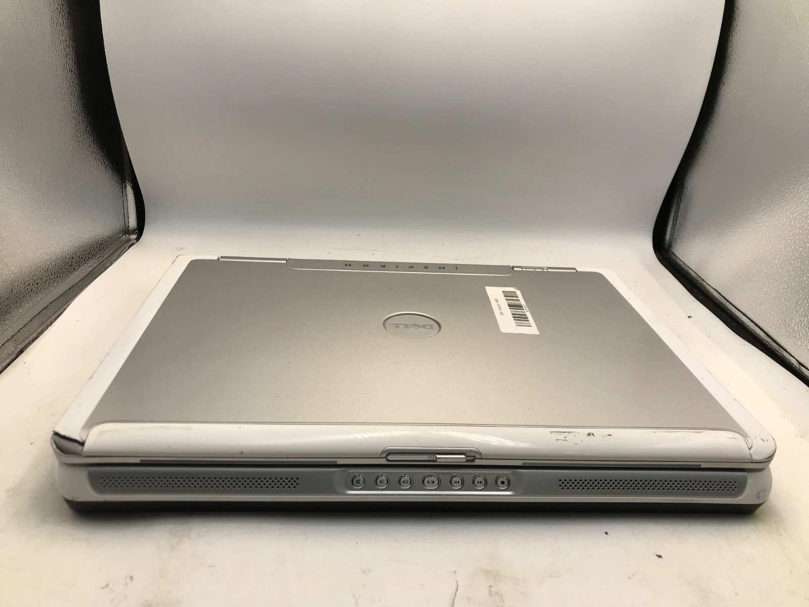 Dell Inspiron 9400 Workstation Intel Core Duo 17″ Laptop-BROKEN RAM CLIP- MZ