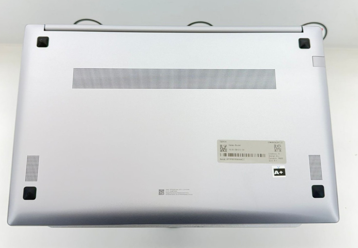 Samsung Galaxy Book4 15.6″ FHD Laptop Intel Core 7 150U, 16GB, 512GB SSD, Win11