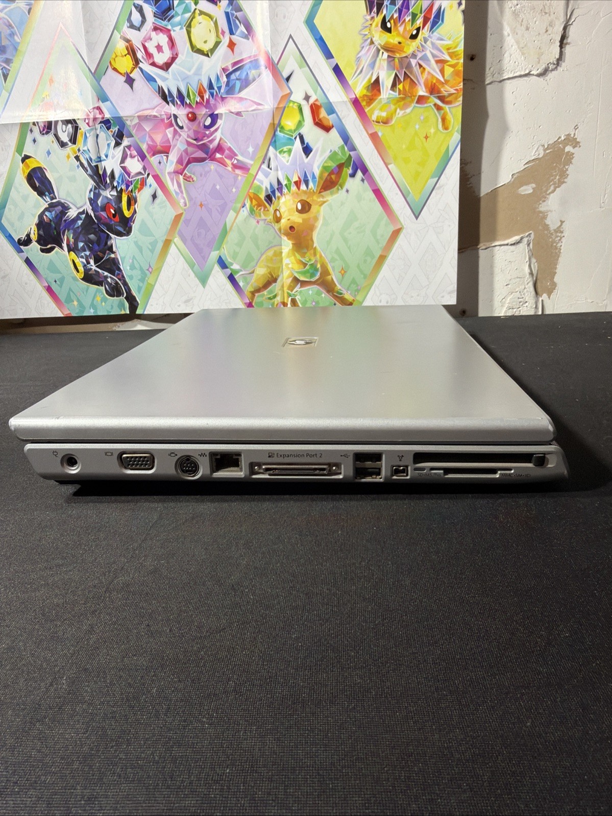 HP Pavilion DV8000 17″ Laptop AMD Turion 64 1.8Ghz 1.25GB Ram Win XP – Radeon