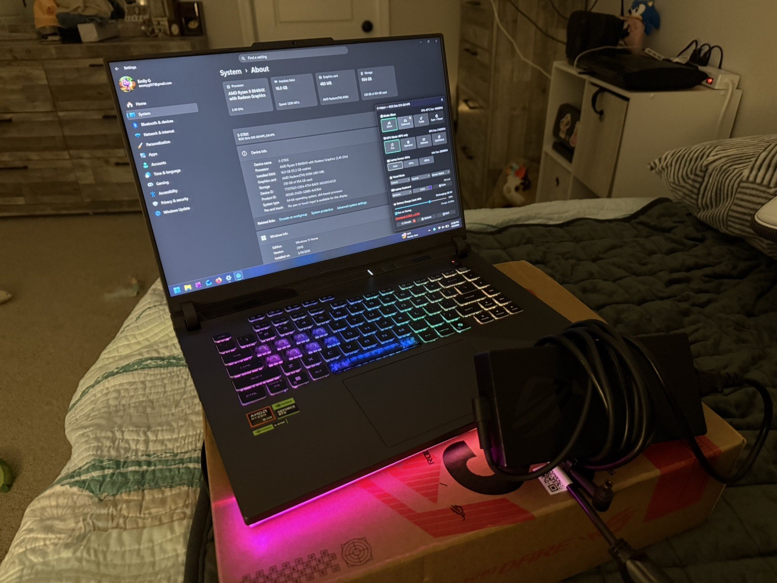 ASUS ROG Strix Gaming Laptop G16 16″ AMD Ryzen 9 8940HX 16GB RTX 5070 Ti 1 TB