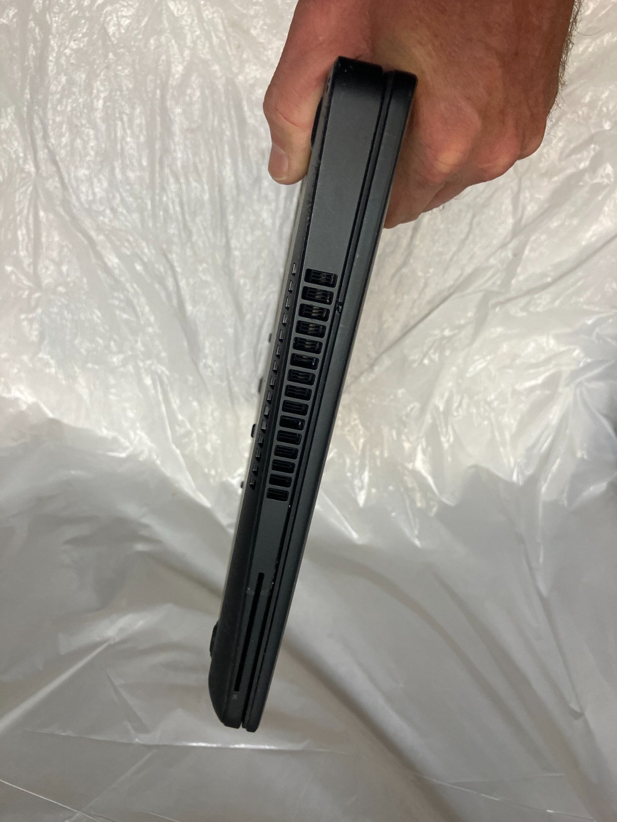 Dell Latitude E5570, Intel Core i5-6440HQ @ 2.60 GHz, 8GB NO HDD FOR PARTS