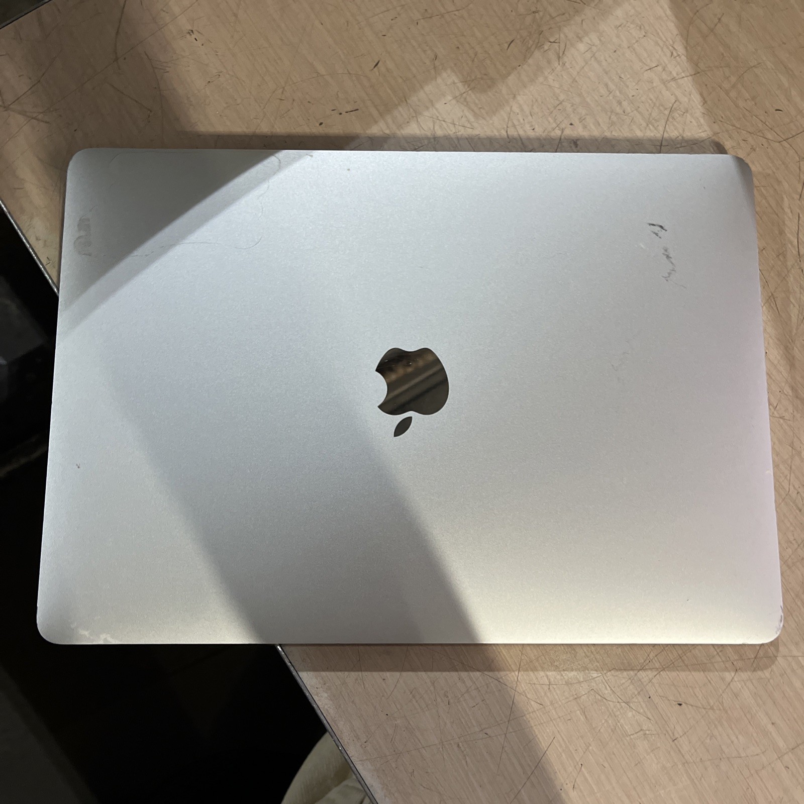 APPLE MACBOOK PRO 13″ MID-2017 CORE I5-7360U 2.3GHZ 8GB RAM 128SSD
