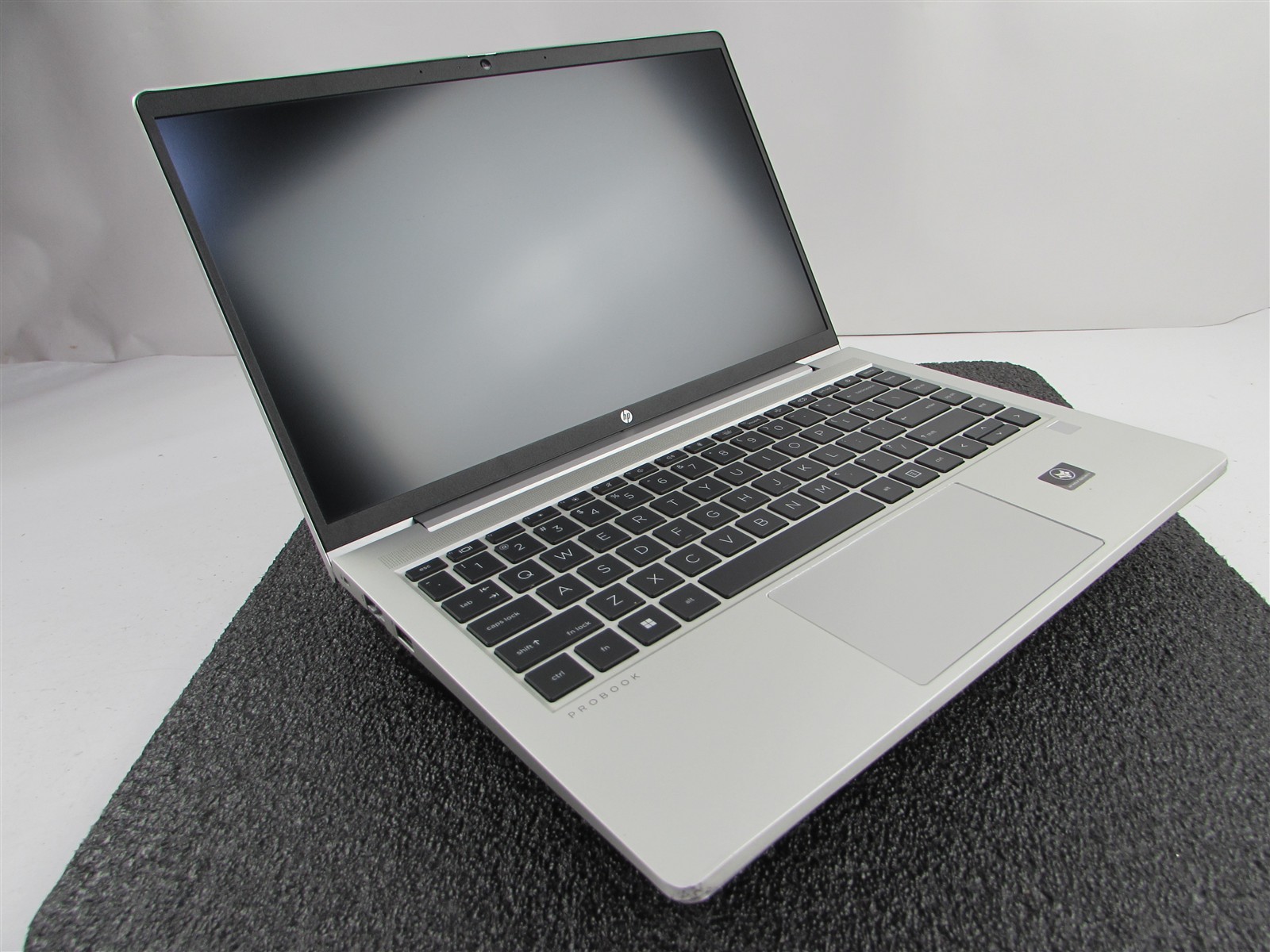 HP PROBOOK 445 (G9) FHD AMD RYZEN 5 5625U 512GB SSD 16GB RAM AMD GPU NO O.S