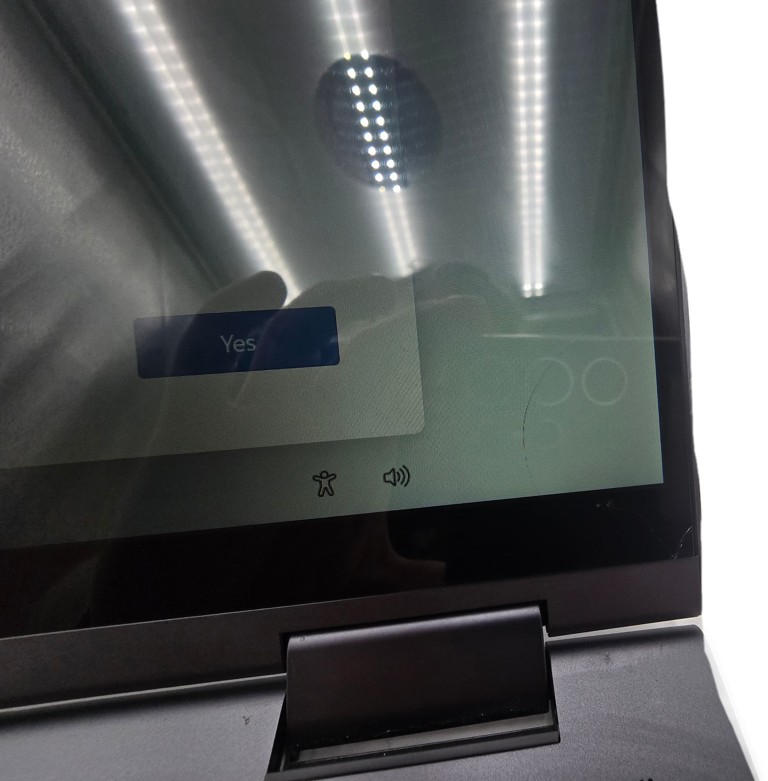 Lenovo Yoga 7 15ITL5 i5-11th Gen 8GB 256GB SSD Windows 11 Home