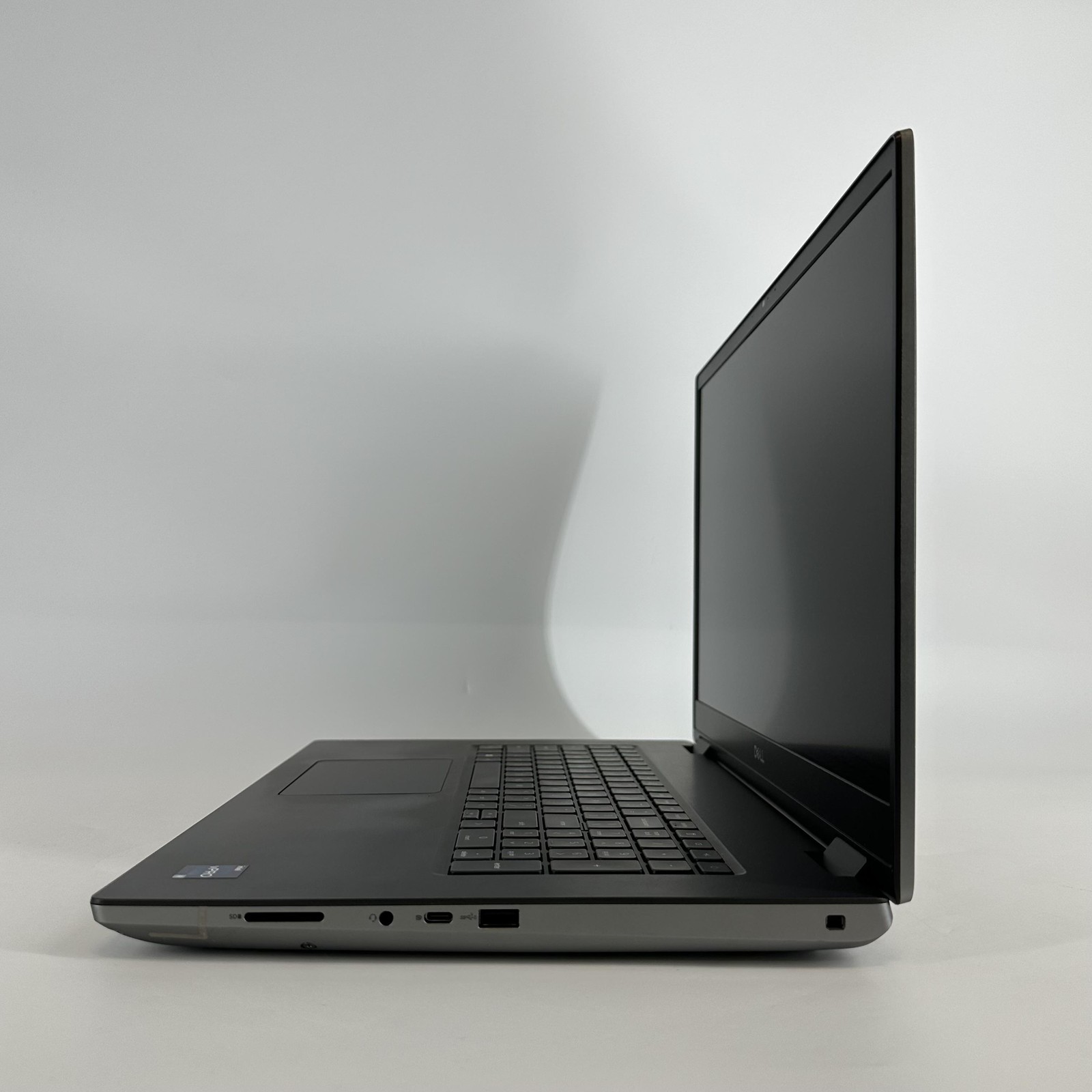 Dell Precision 7780 17.3 FHD 2.2 GHz i9-13950HX 64GB 512GB SSD RTX 4000 Ada