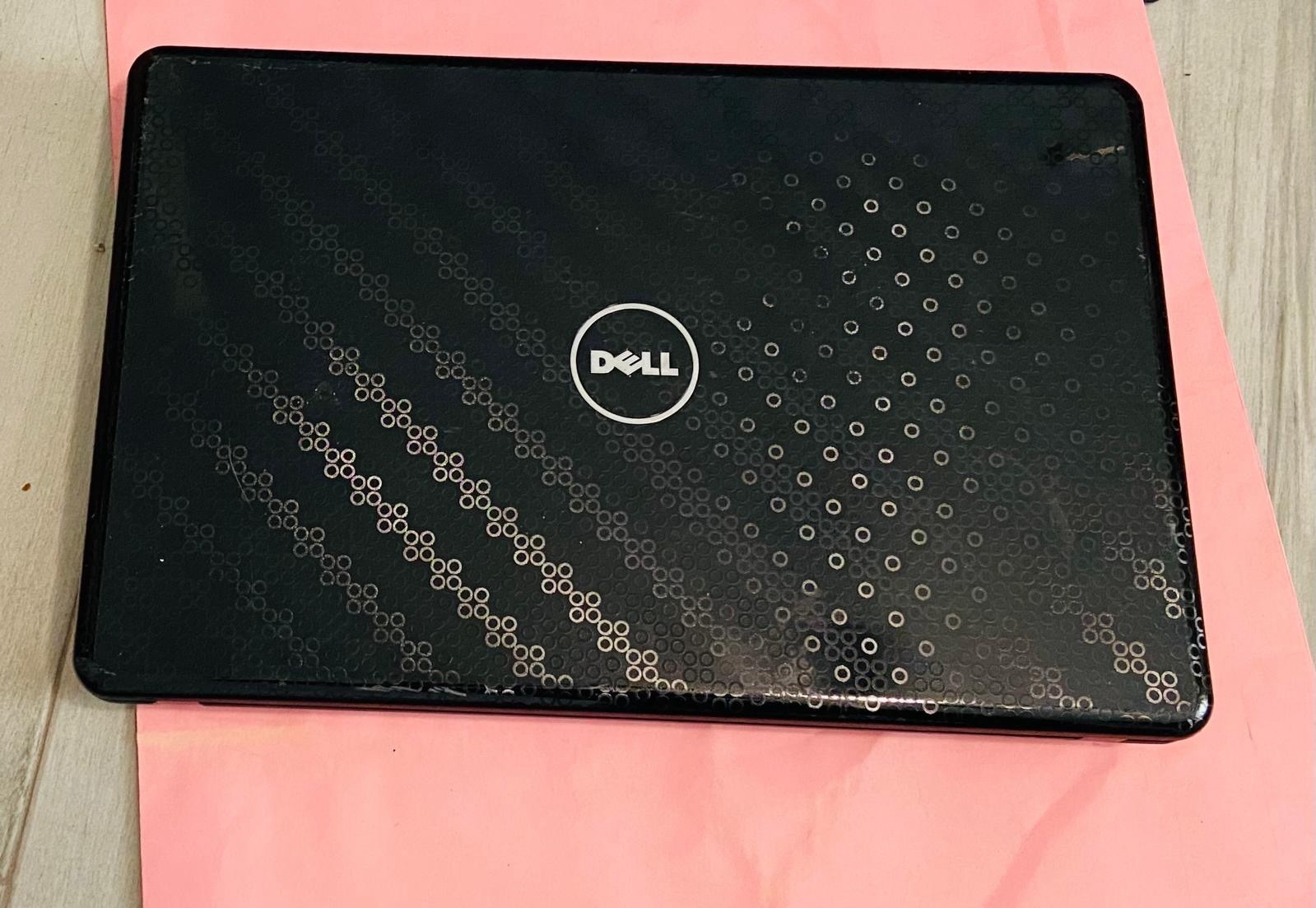 Dell Inspiron Notebook Laptop Black Built-in Webcam with Charger