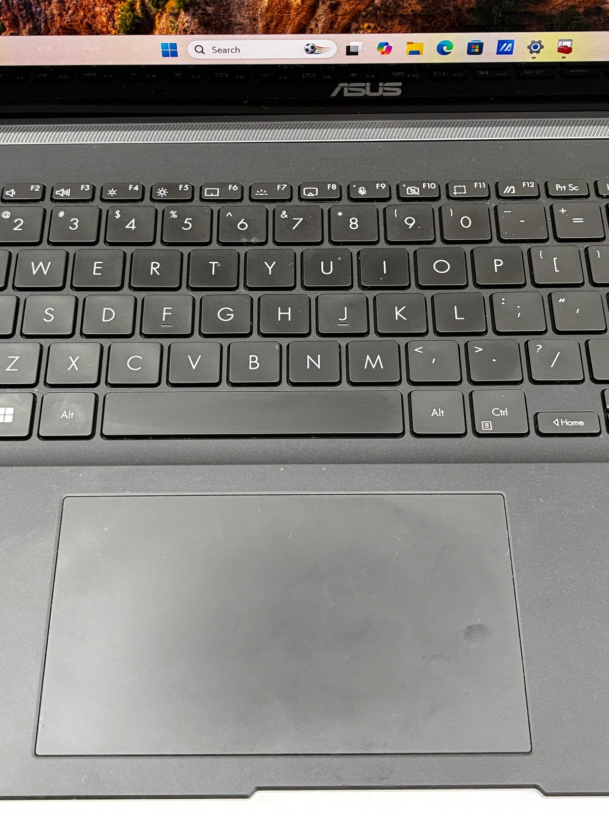 Asus QV540VJ 16-inch Core i9 10th Gen 16GB RAM 1TB RTX 3050 Laptop – Used B