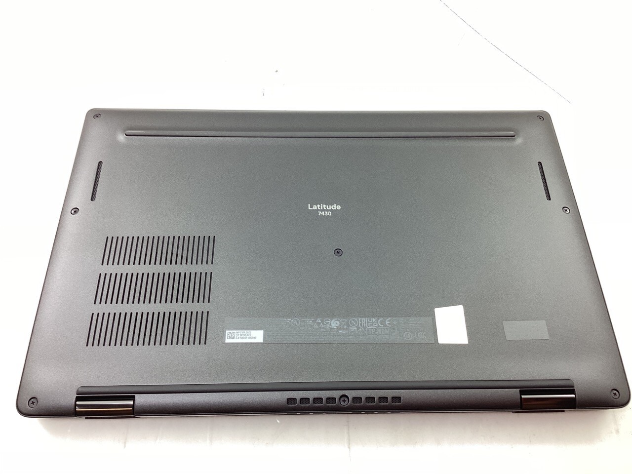 Dell Latitude 7430 14″ FHD Touch i5-1235U 16GB 256GB SSD WiFi 6E – (MYRFP)