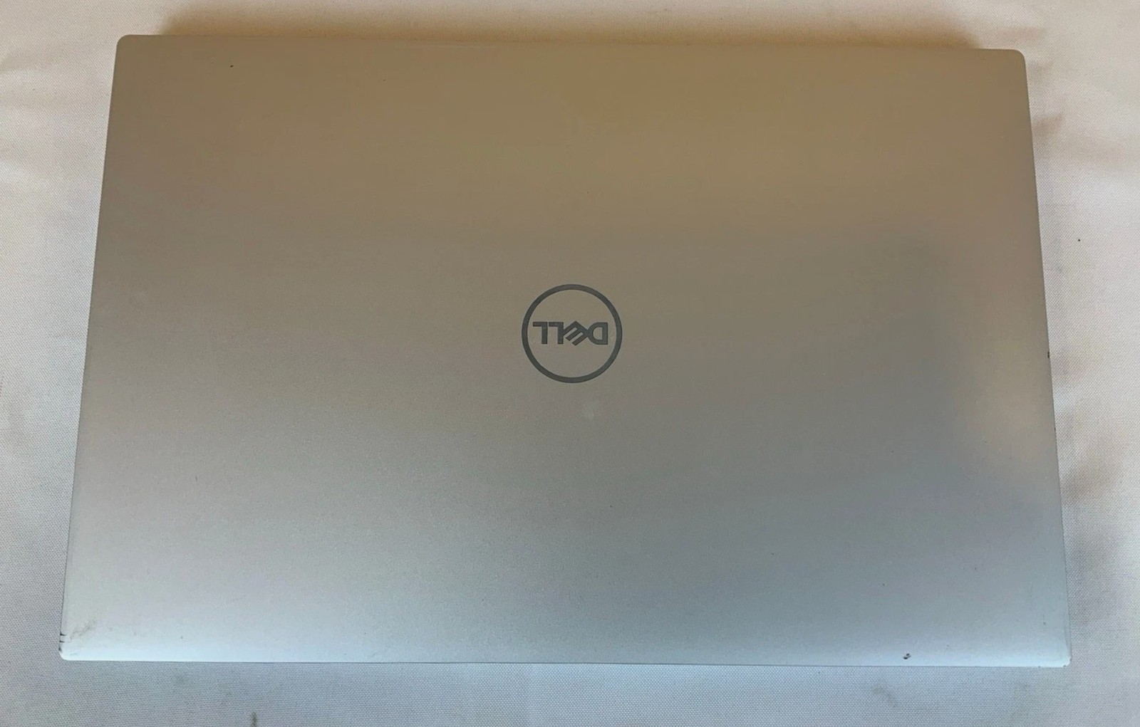 Dell XPS 9520 15.6″ FHD Intel Gen i7-12700H 1TB SSD, 32GB DDR5 Memory RTX 3050