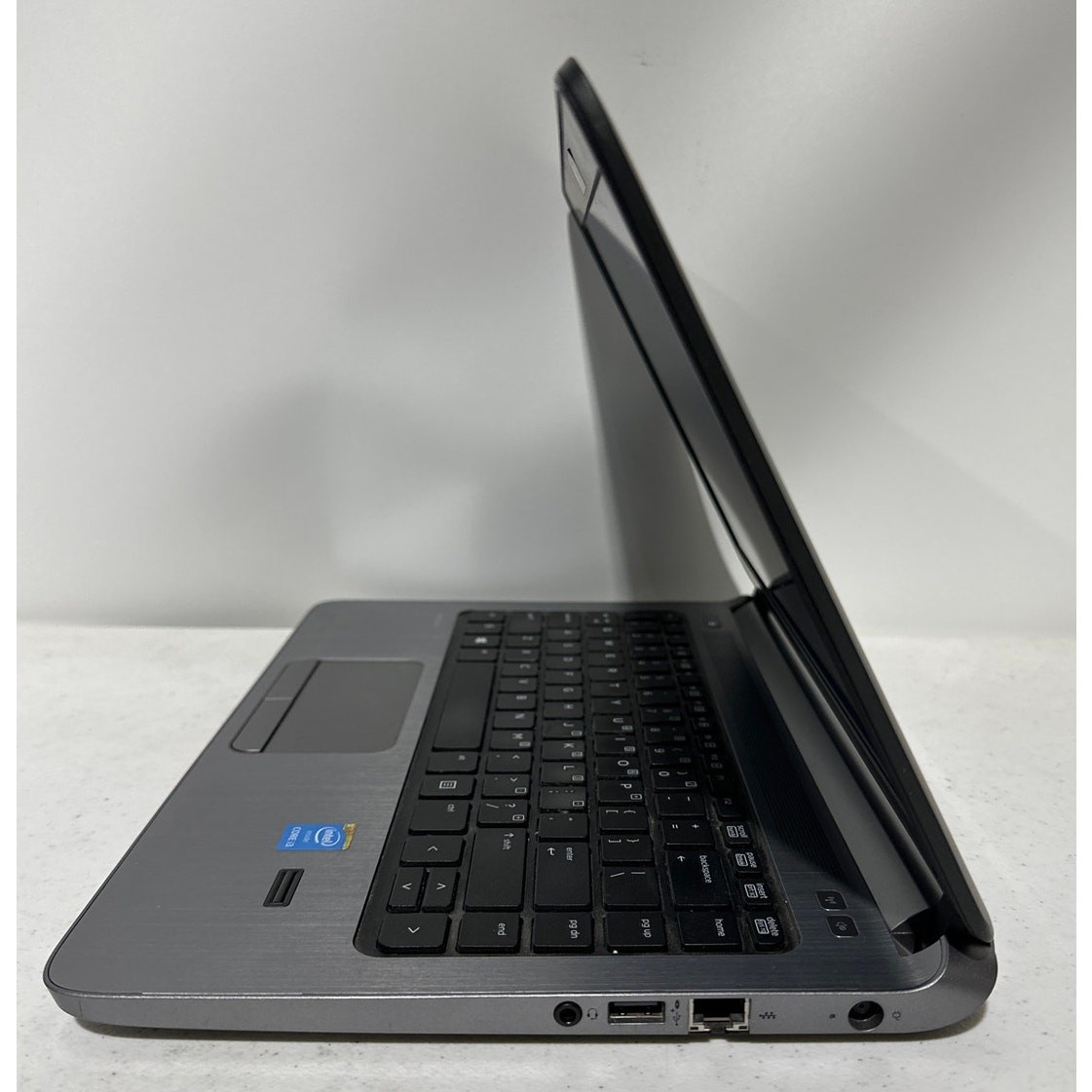 HP ProBook 430 G2 13.3″ i3-4005u 1.7GHz 4GB RAM 500GB HHD Wind 10 home