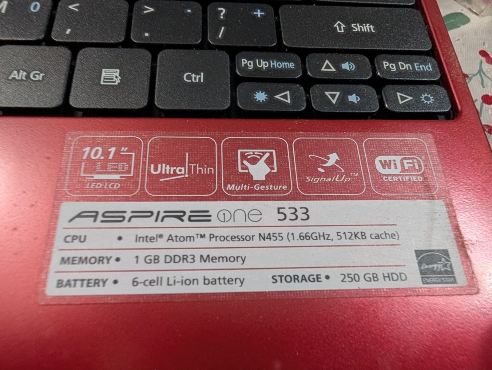 ACER Aspire One 533 Intel Atom 1.83 GHz 10.1 250GB 1GB RAM w/ Manual & Charger