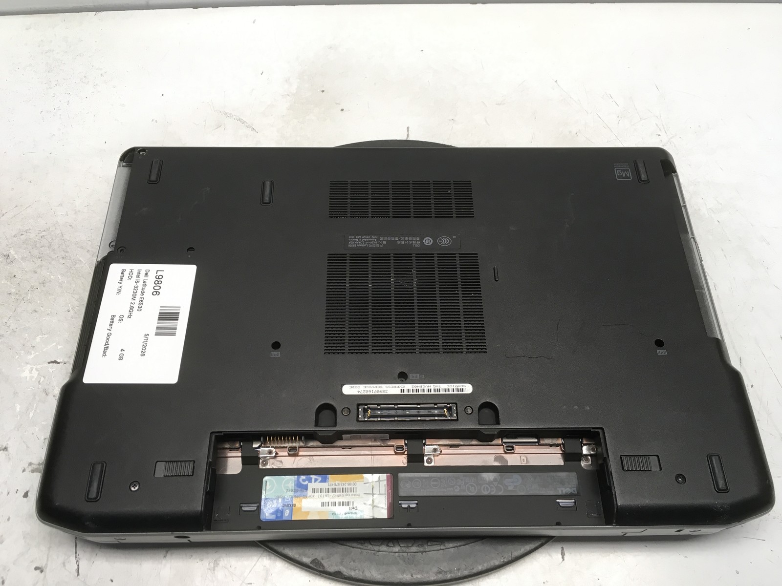 Dell Latitude E6530 Intel i5-3230M 2.6GHz 4 GB NO HDD No Batt