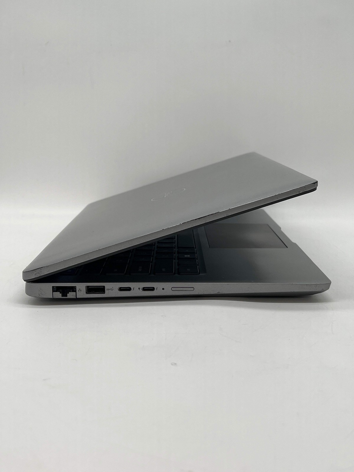 Dell Latitude 5440 14″ i5-1335U 16GB RAM 256GB SSD – Used