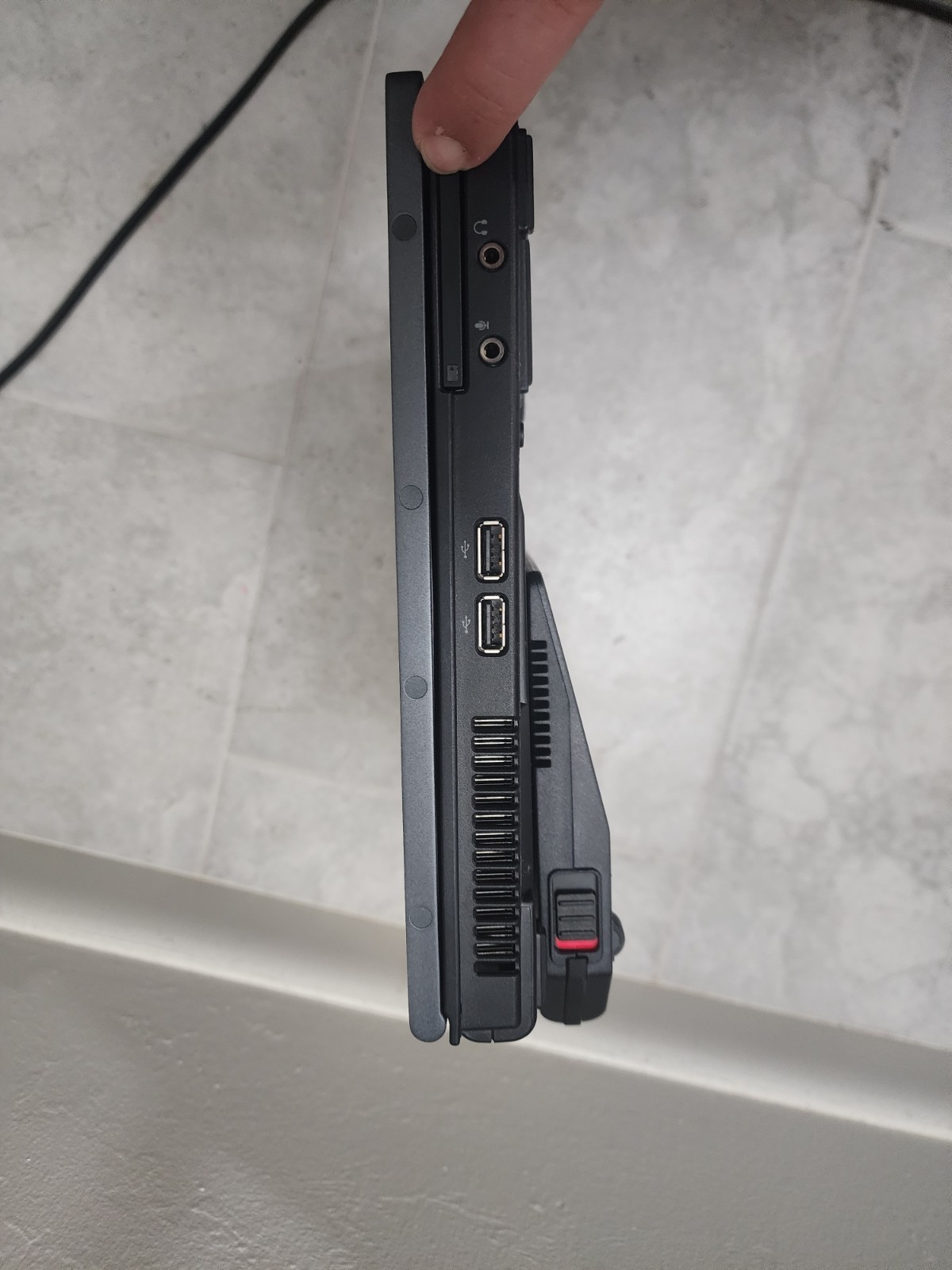 Hp COMPAC Nc6400, With Carrier Bag And External Battery.