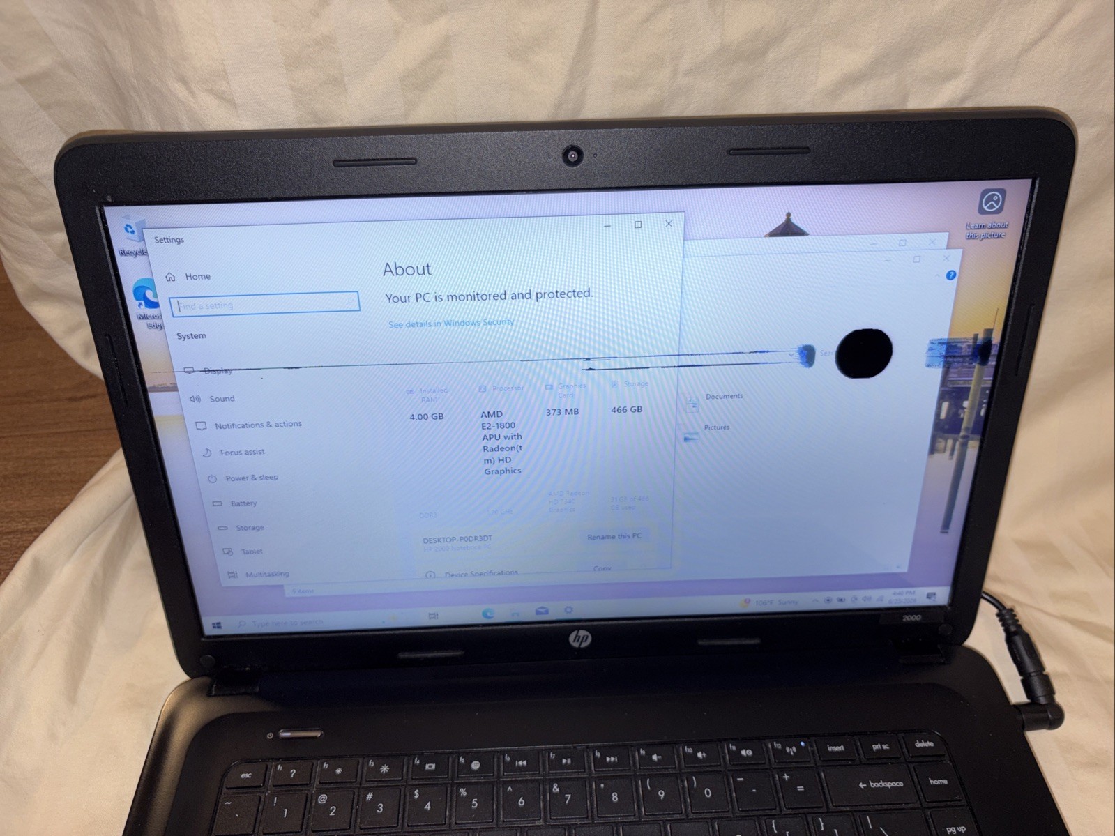 HP Envy 2000-2c29wm 15.6″ Notebook – AMD E2-1800 1.70 GHz, 4 GB, 500 GB, Win 10