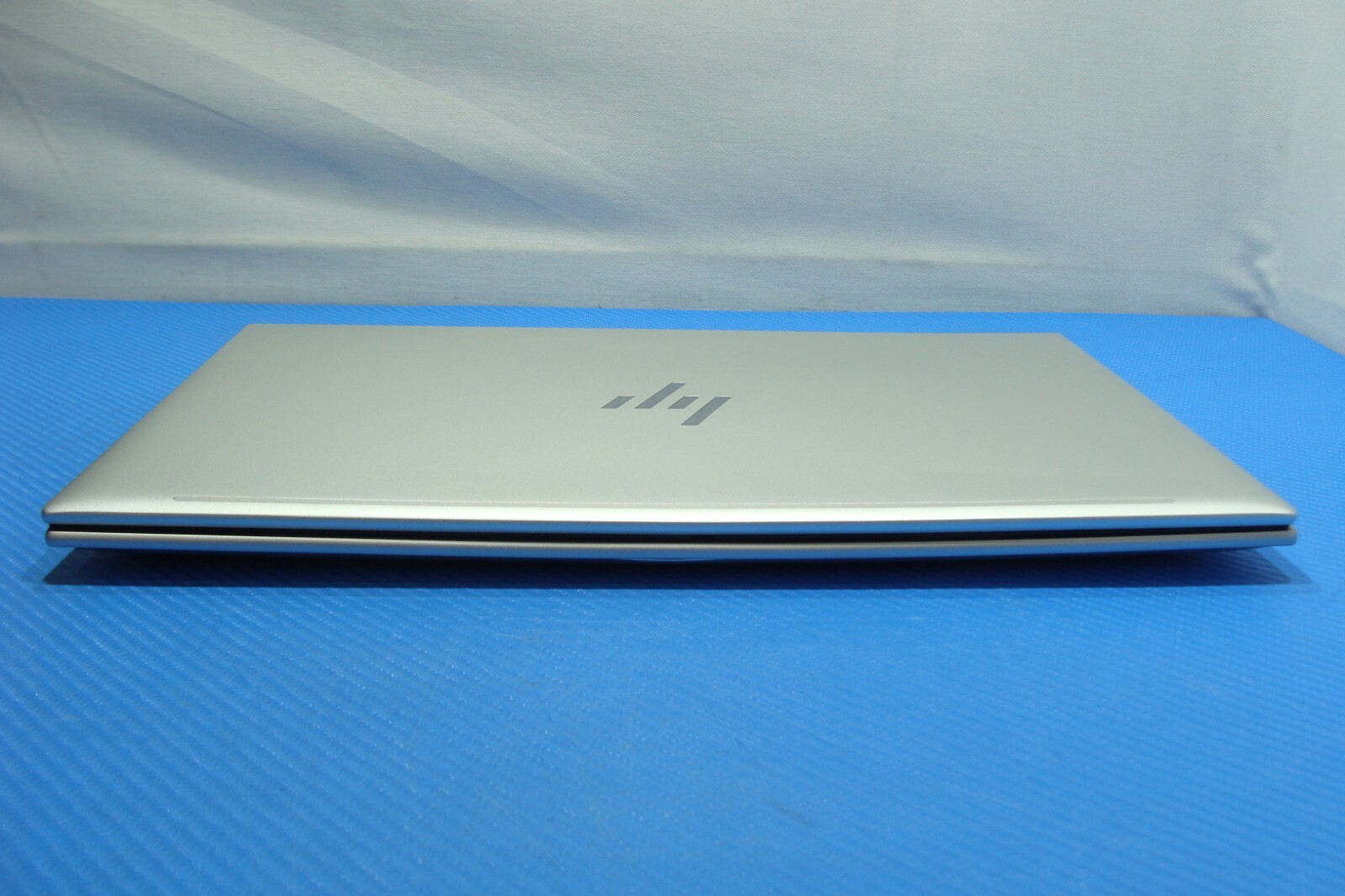 HP EliteBook 845 G10 laptop 14″FHD+AMD Ryzen 5 PRO 16GB 256GB WRTY2027 11 cycles