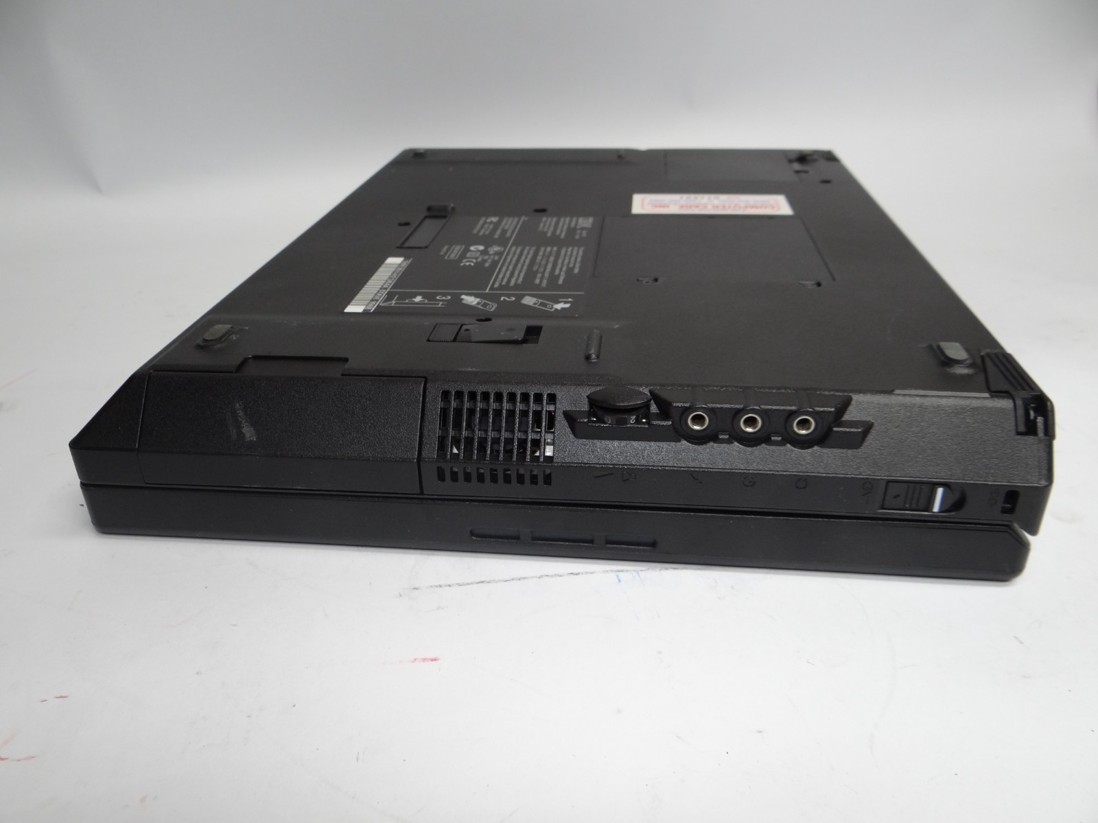 Rare IBM 2611-412 Laptop Floppy Serial Port Boots to BIOS No HDD Pentium Win 98