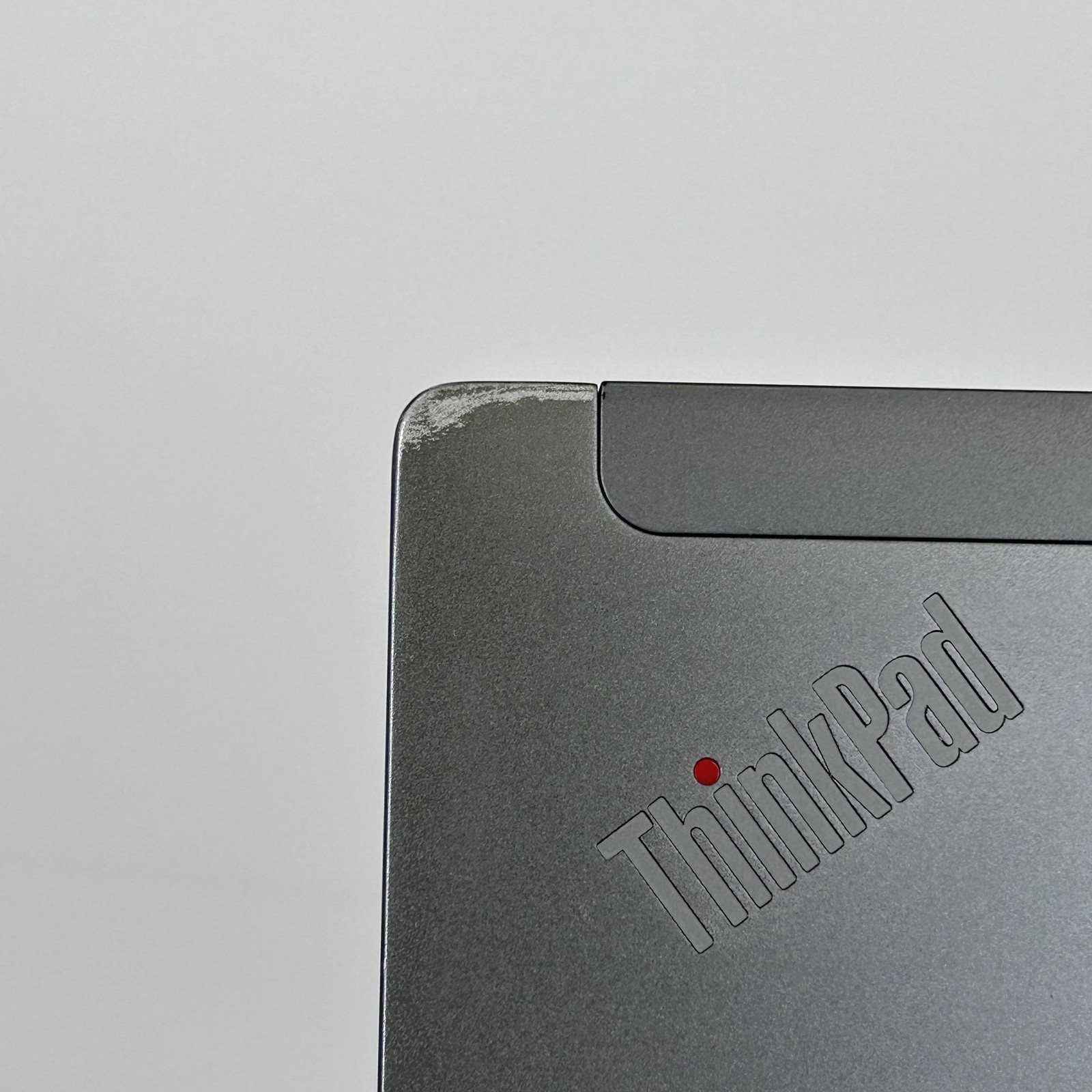 Lenovo ThinkPad P16 Gen 2 UHD+ 2.1 GHz i7-13700HX 64GB 1TB SSD RTX 3500 Ada