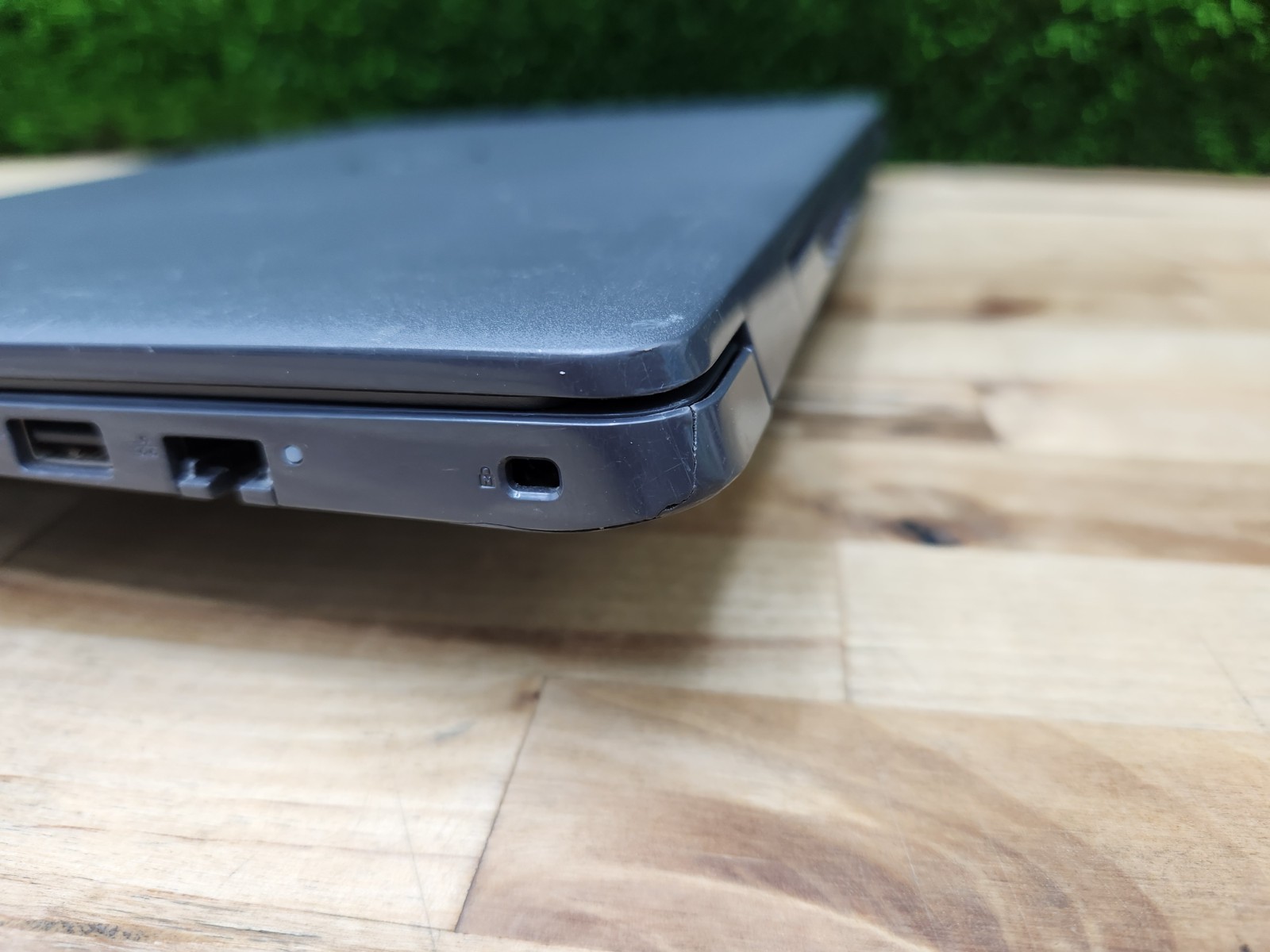 Dell Latitude 3510 15.6″ i5-10210U 16GB RAM 256GB SSD Windows 11 Pro ~
