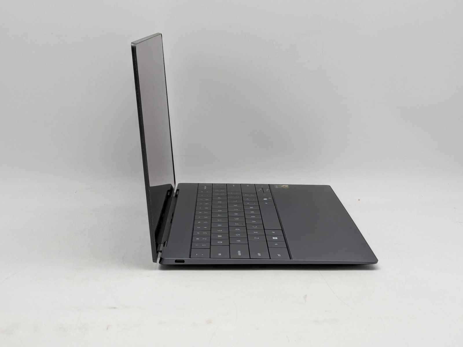 Dell XPS 13 9345 13.4″ OLED Snapdragon X Elite X1E80100 16GB DDR5 1TB SSD W11H